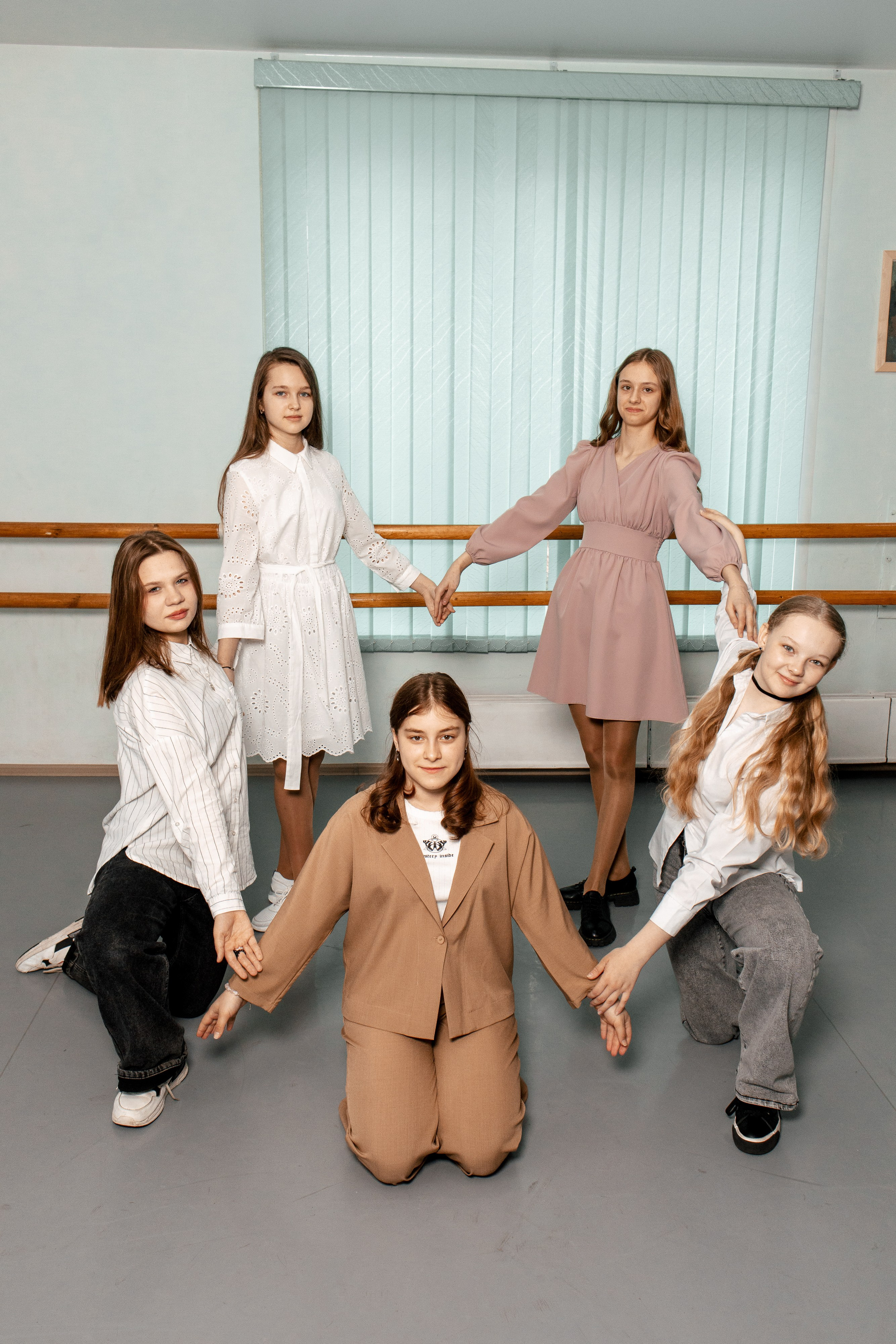 Ансамбль Счастливое детство. Фотограф в Новосибирске Евгений Маслов