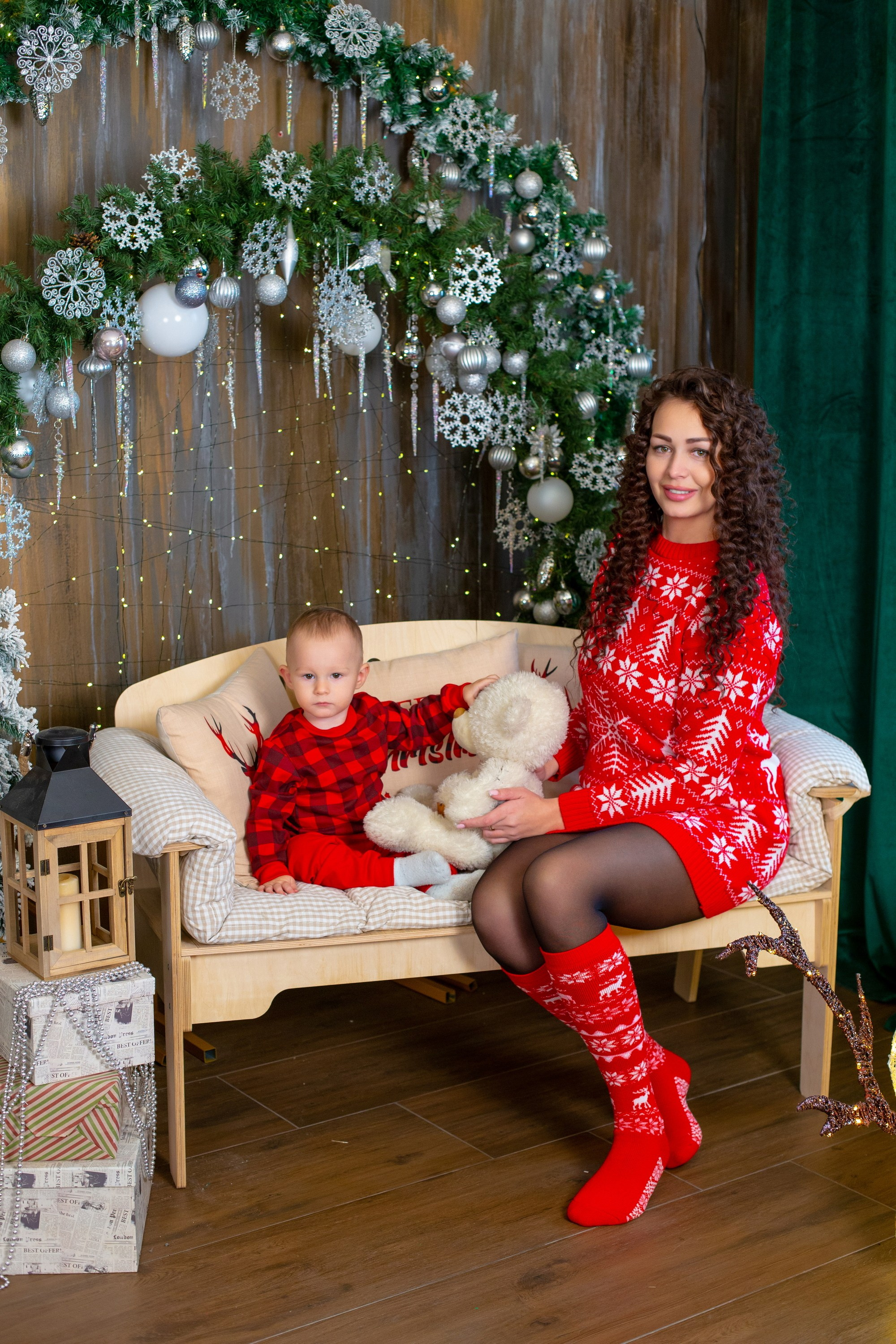 Новогодние фотосессии в Иркутске. Фотограф видеограф Иркутск фото видео студия Алексея Марамзина