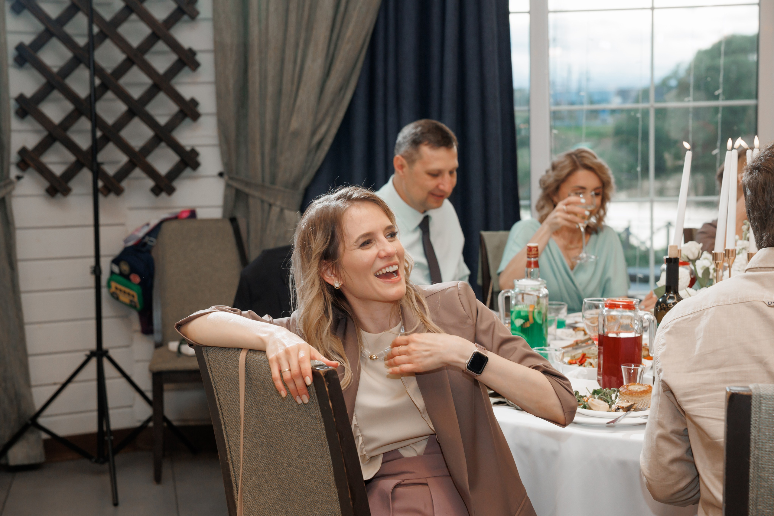 Регистрация в отеле Fish Point, ЗАГС Бутово, прогулка в Остафьево. Свадебный и репортажный фотограф (Москва, Королев и другие)