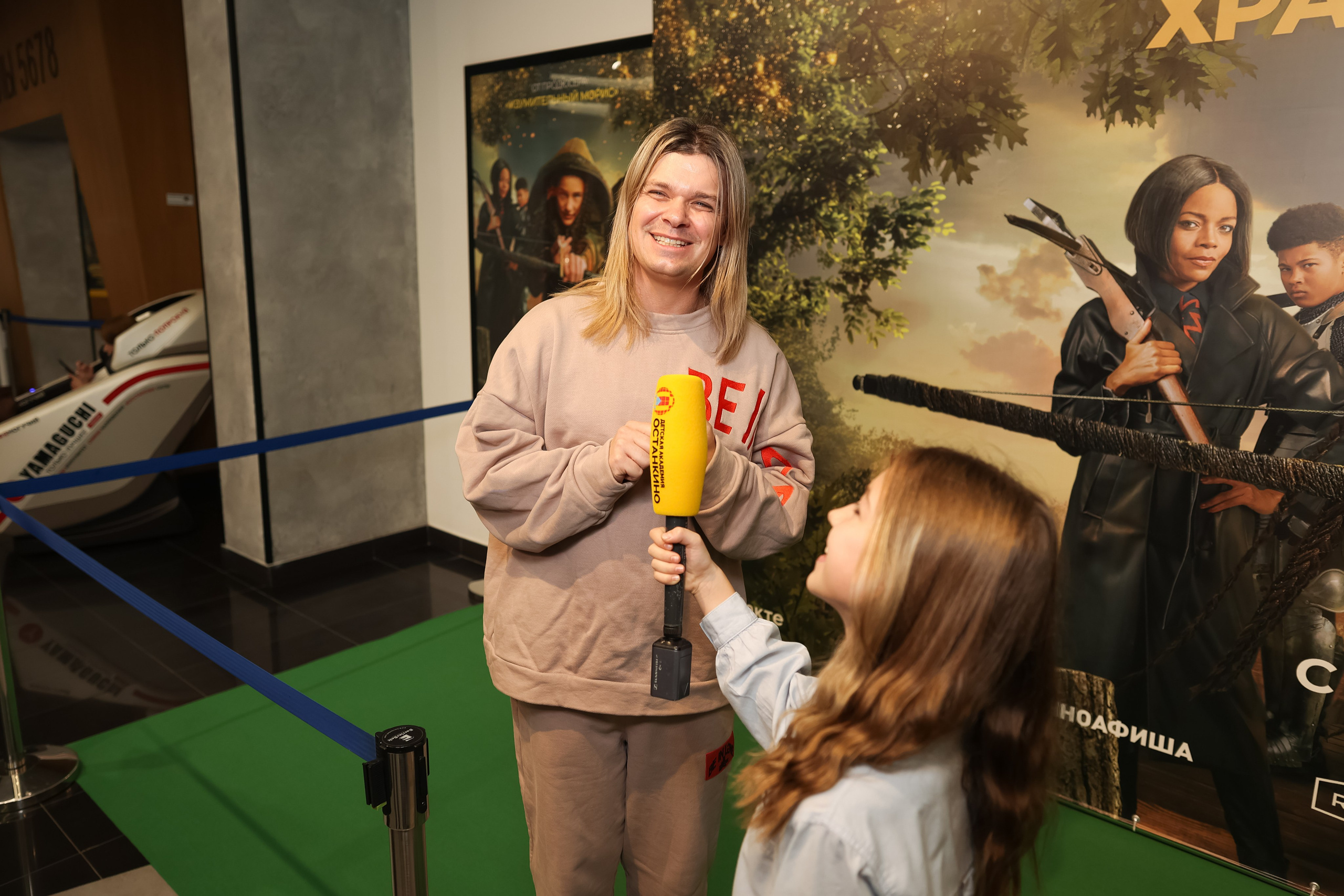 Школа «Останкино» на премьере Робин Гуд. Репортажный фотограф видеограф в Москве Ольга Плаксина