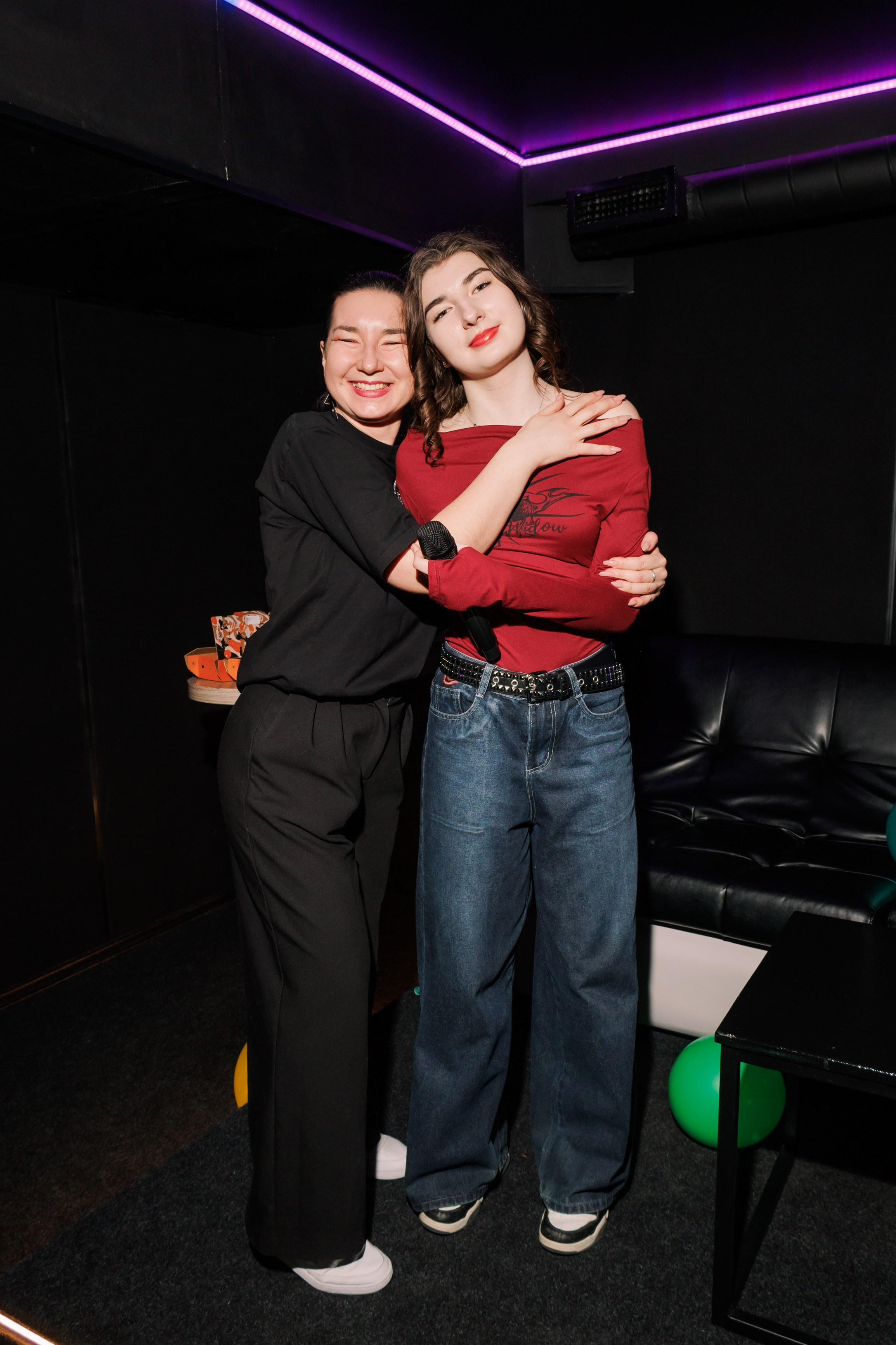 День Рождения в караоке 2. Фотограф в Москве Дмитрий Емельянов