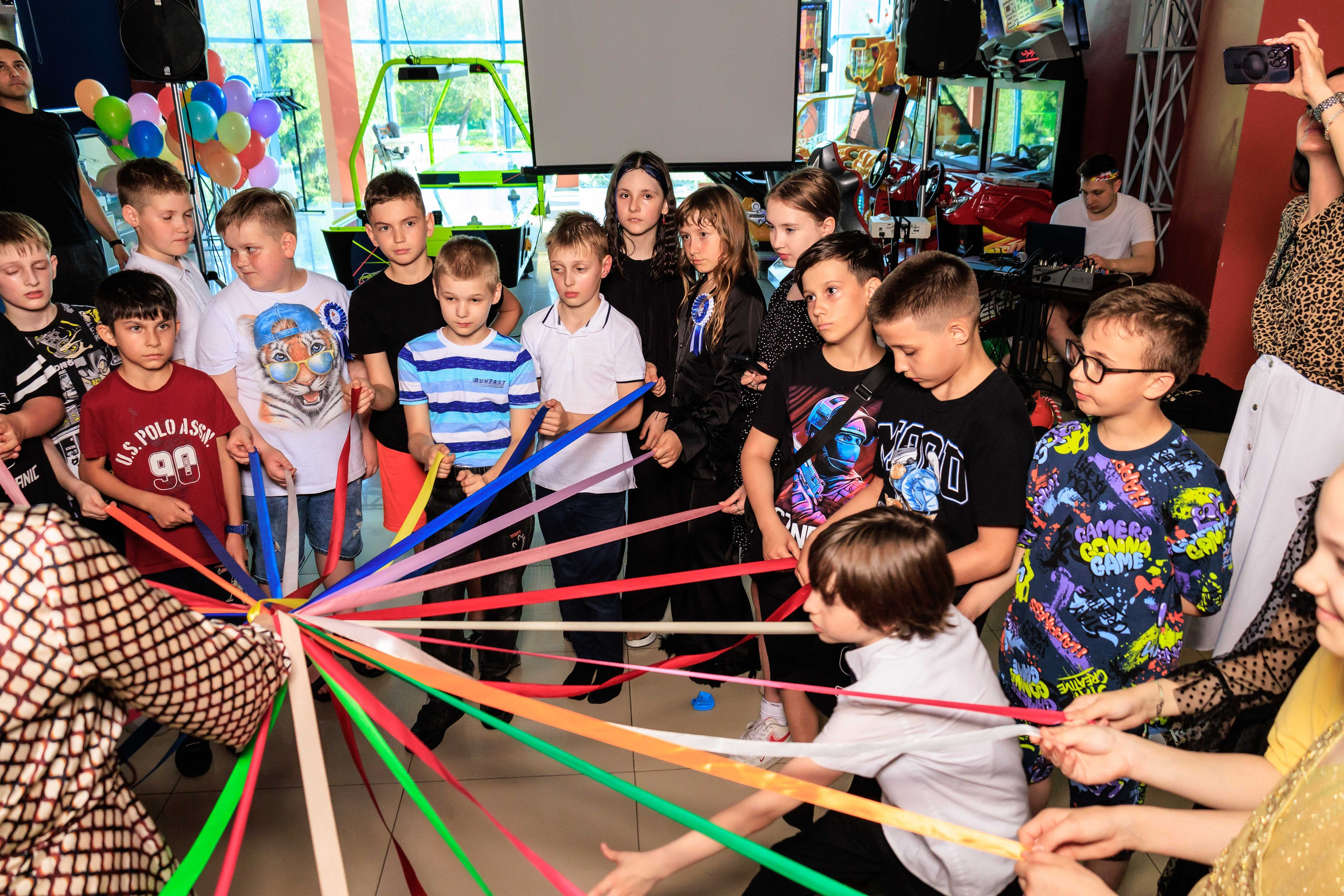 Выпускной 4 класс. Фотограф в Москве Дмитрий Емельянов