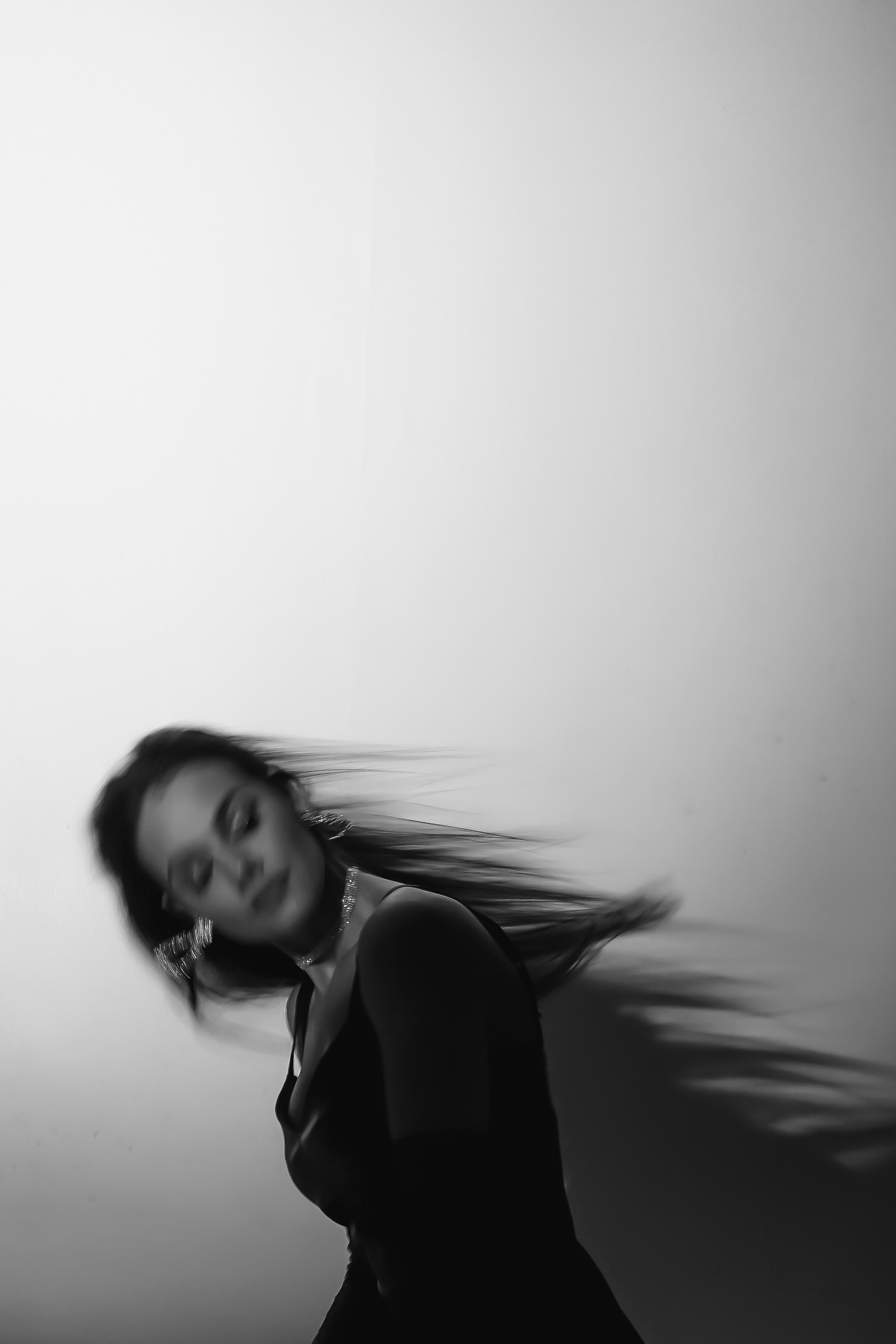 ЖЕНСКИЙ ПОРТРЕТ. Главная