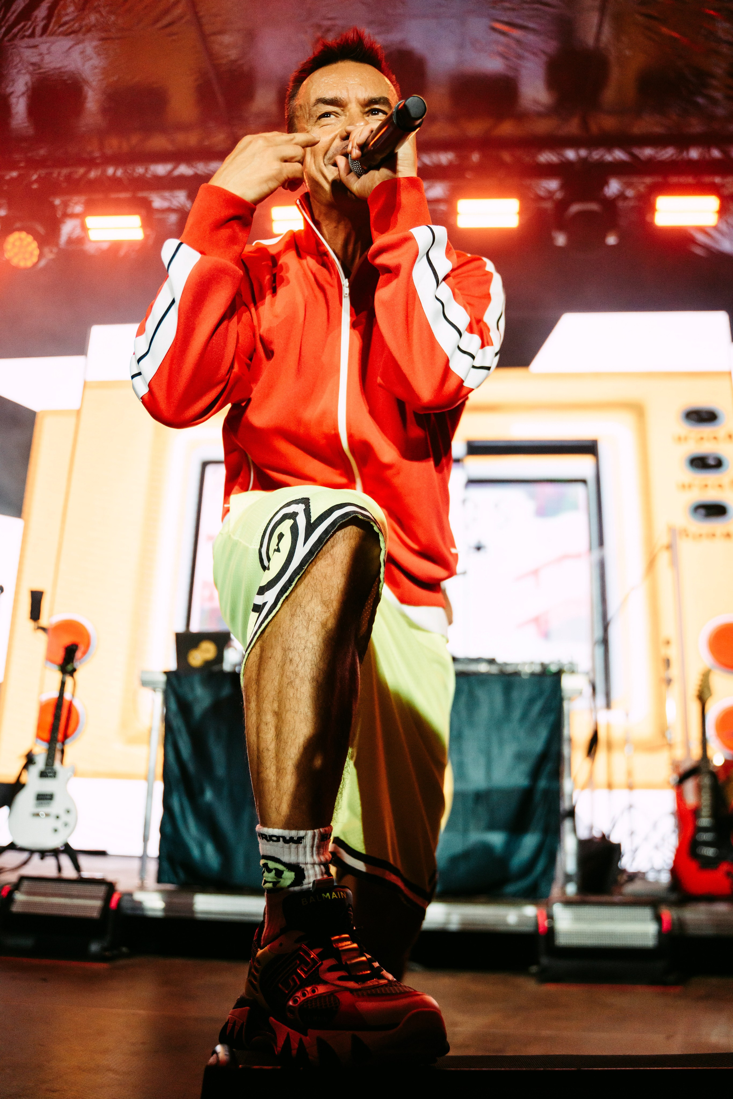 Дискотека Авария / 2025. Саша Копылов, фотограф в Казани