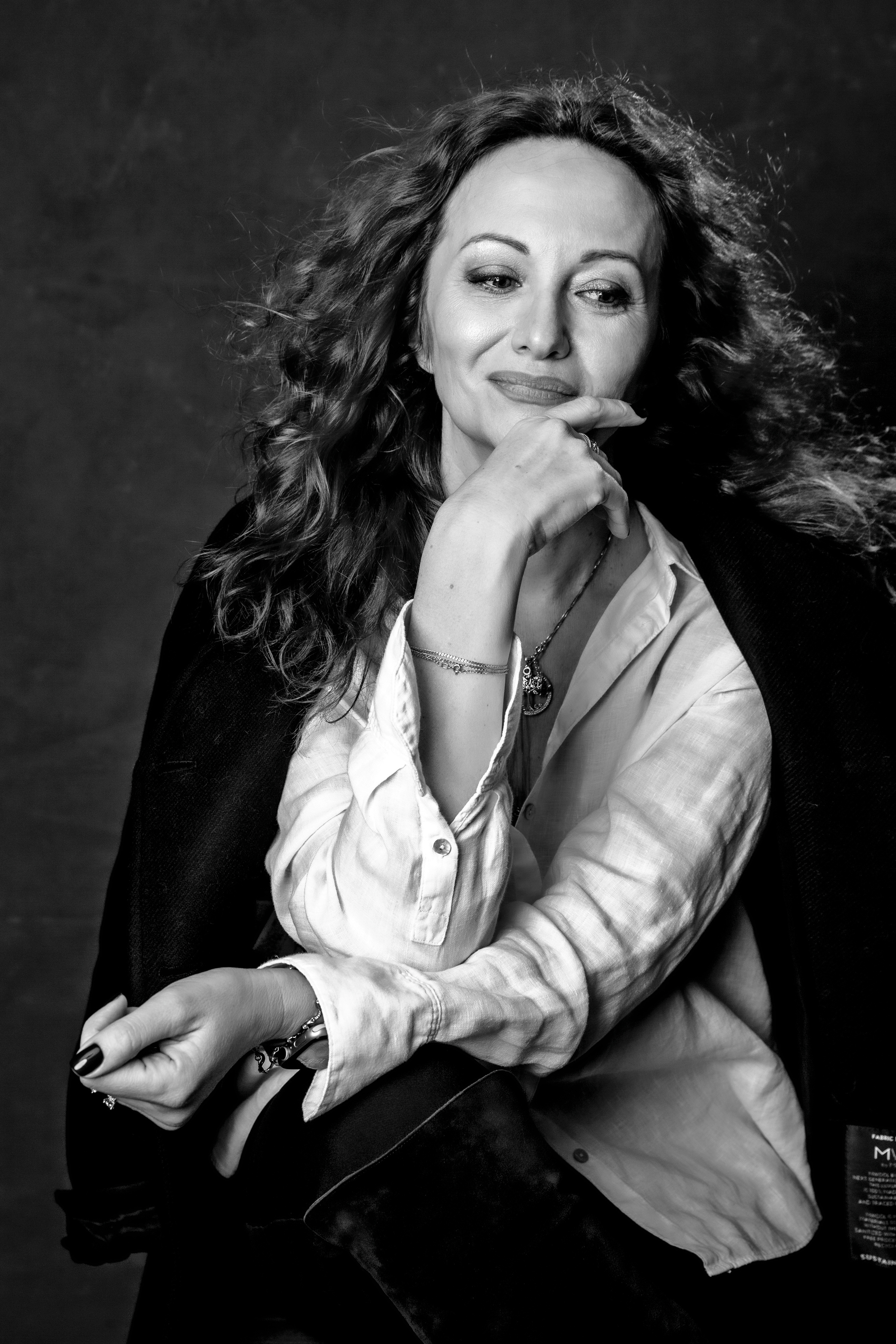 Ярослава. Спасибо за проявленный интерес к моему творчеству! Меня зовут Россохат