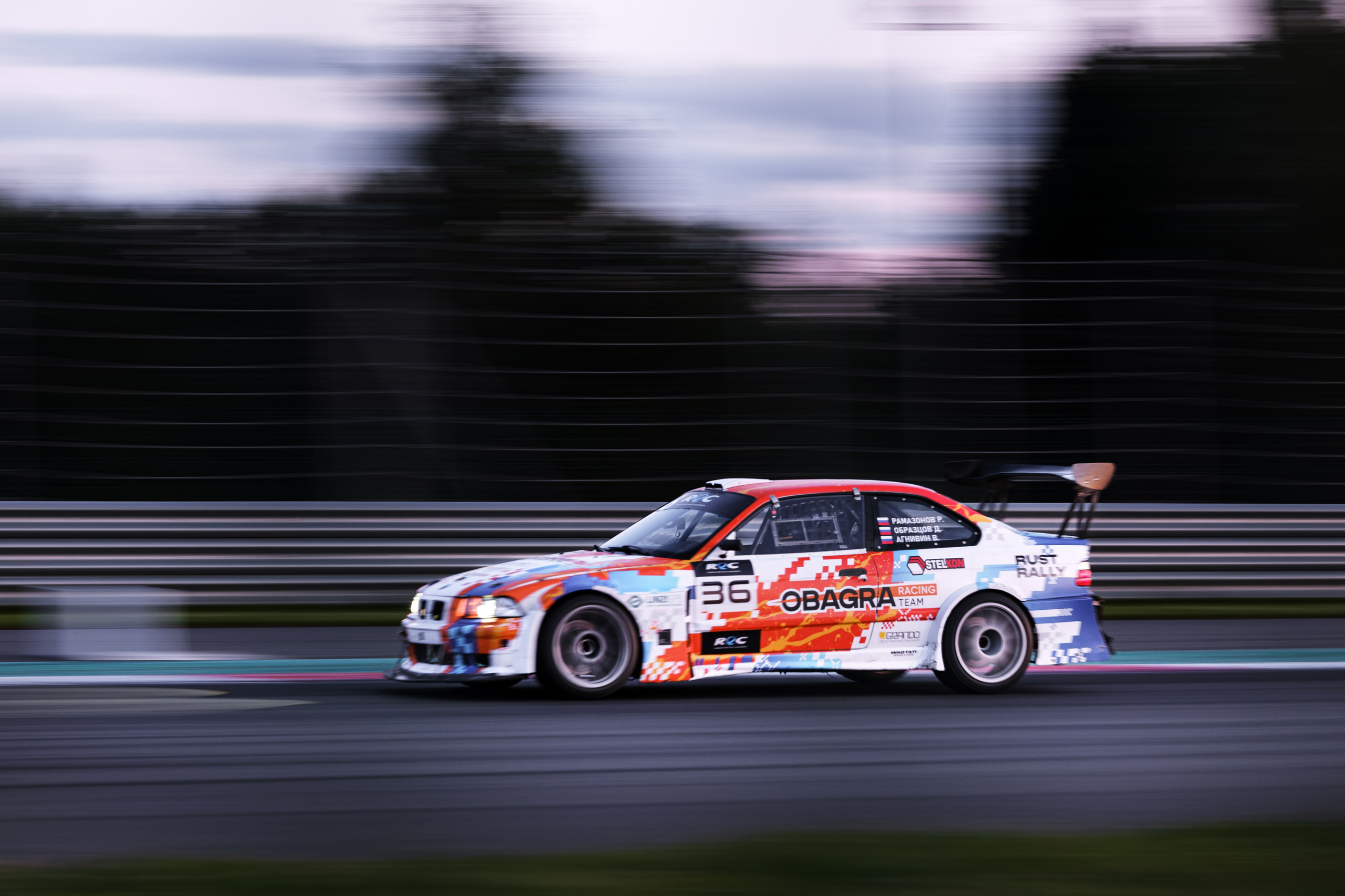 Российская серия гонок на выносливость. Авто и мотоспорт — фотограф Антон Медведев iCoguar