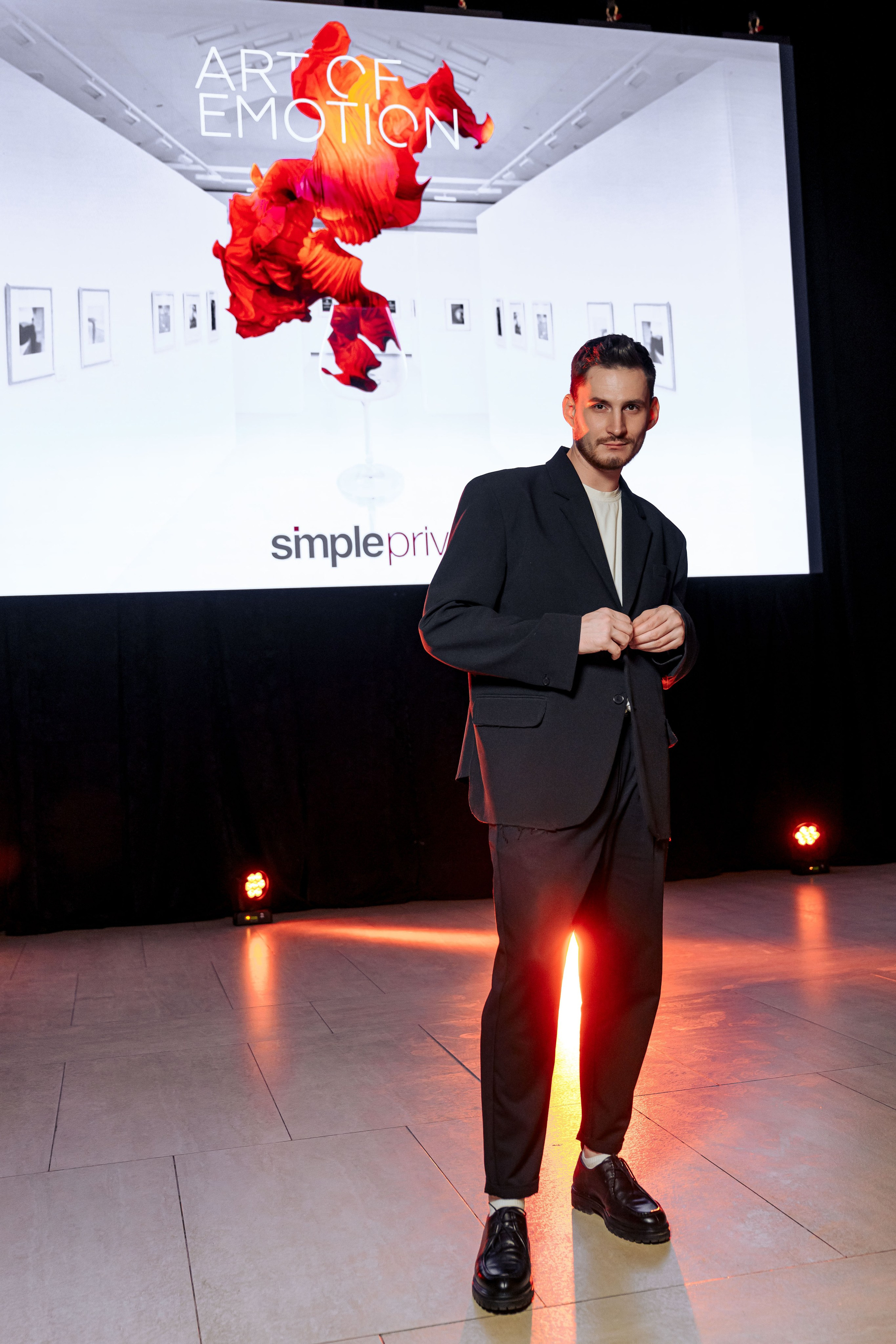 SIMPLE PRIVE. Максим Комаров — Профессиональный фотограф