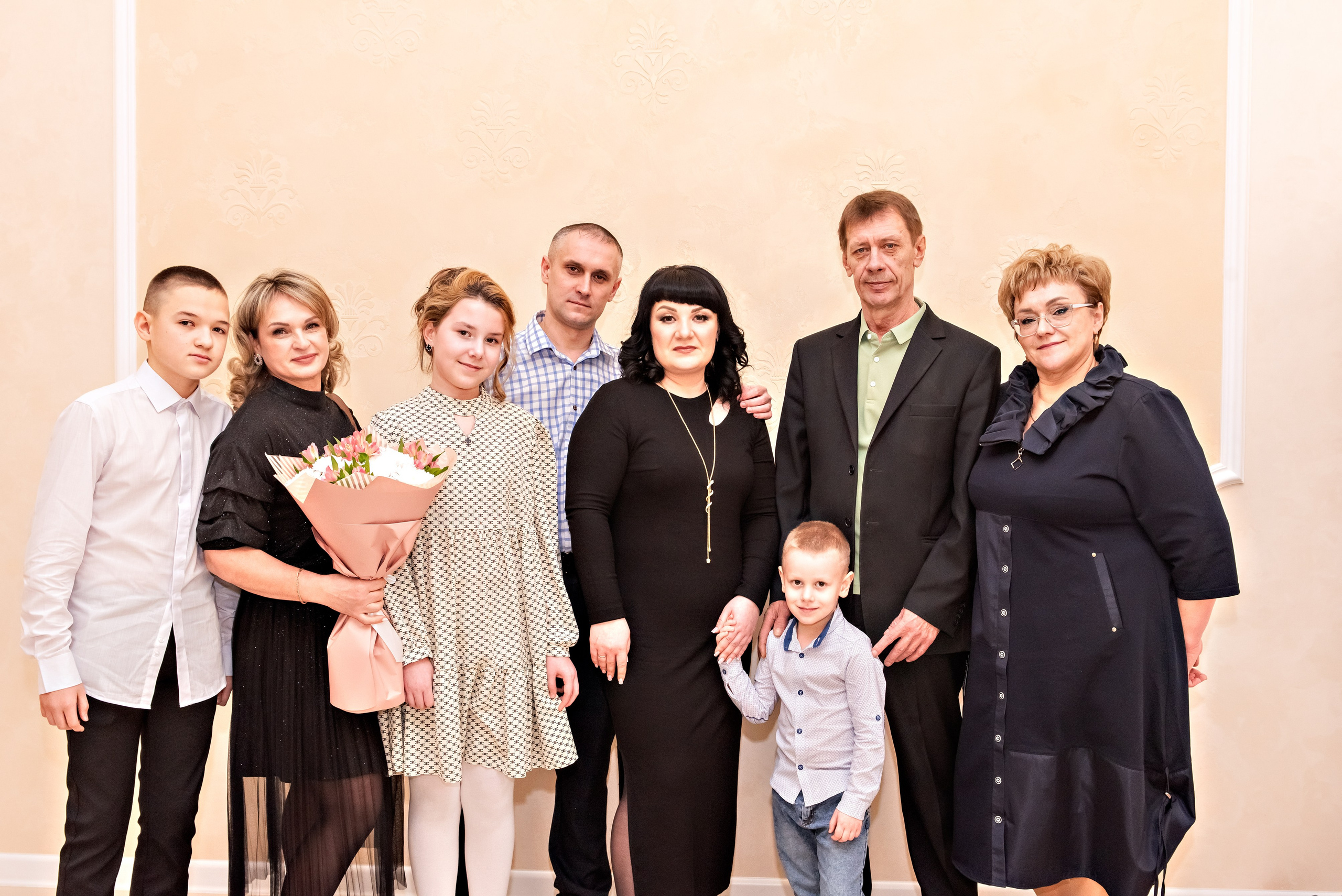 Юбилей Ирины. Ведущая — Наталья Белозерова. Банкетный зал — столовая Радио Завода. Семейный и портретный фотограф Кыштым Челябинск Марина Шигапова