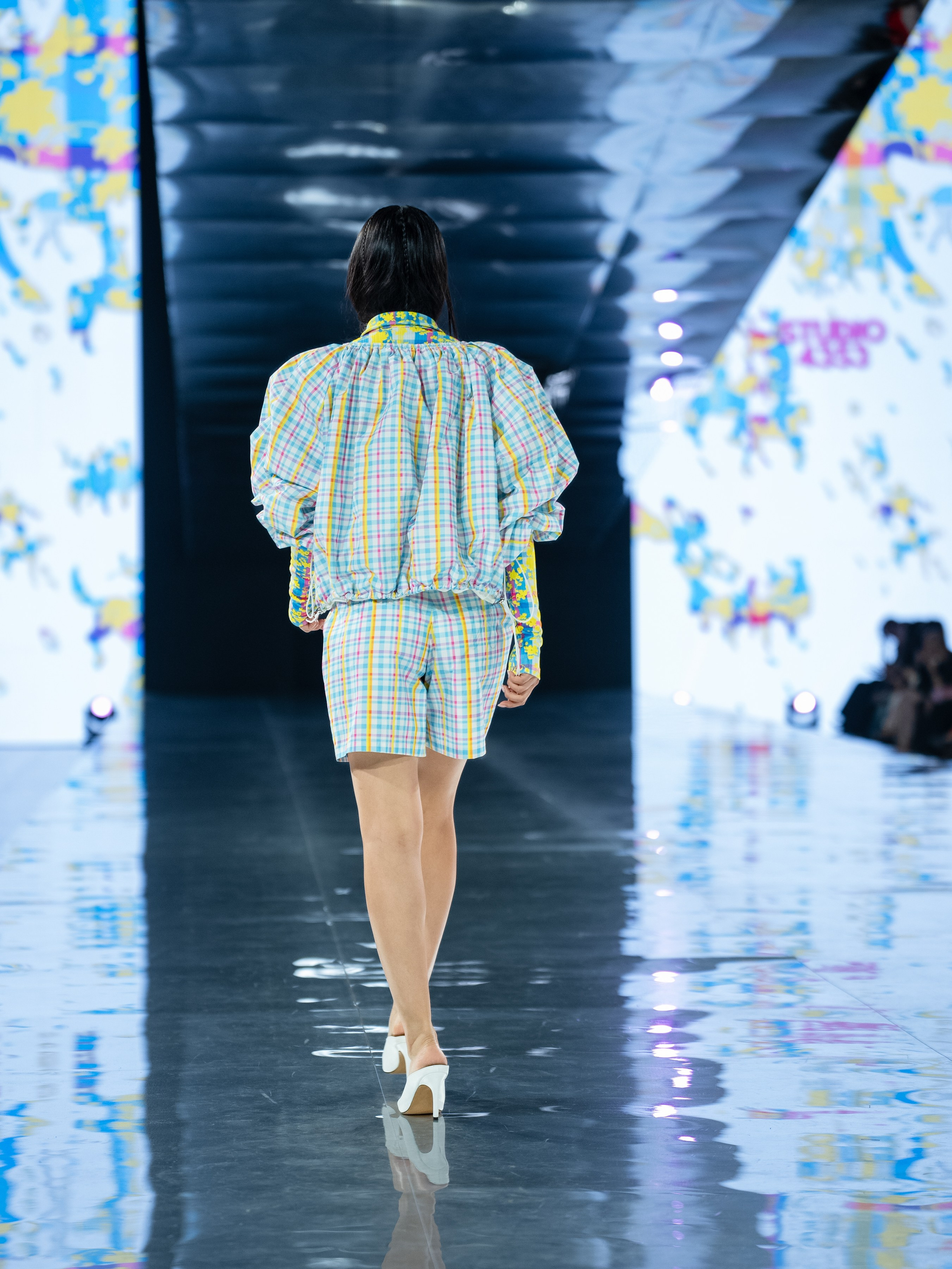 Visa Fashion Week Studio 4353. Сайт Алматинского НЮ АРТ, будуар и фэшн фотографа Дениса Карпенко