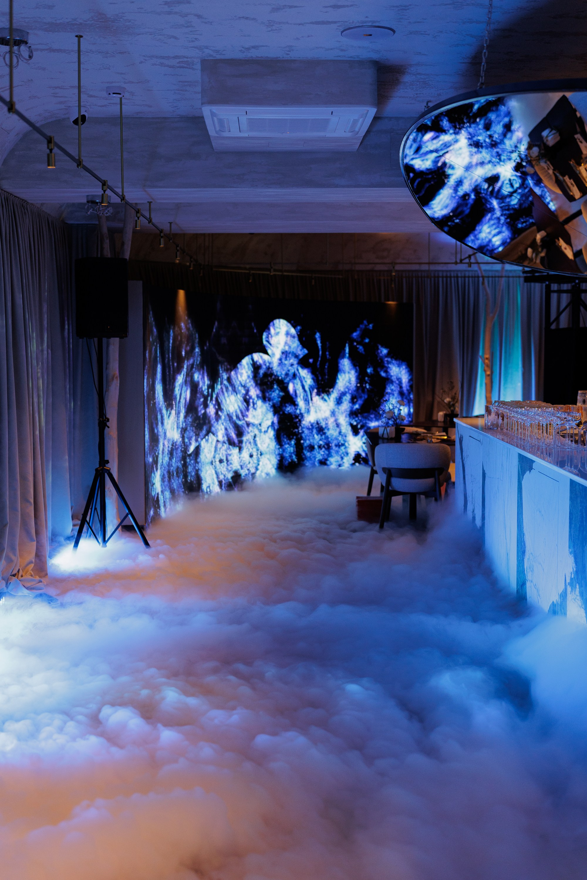 Гастроужин в р.Komorebi (may.25). Свадебный фотограф