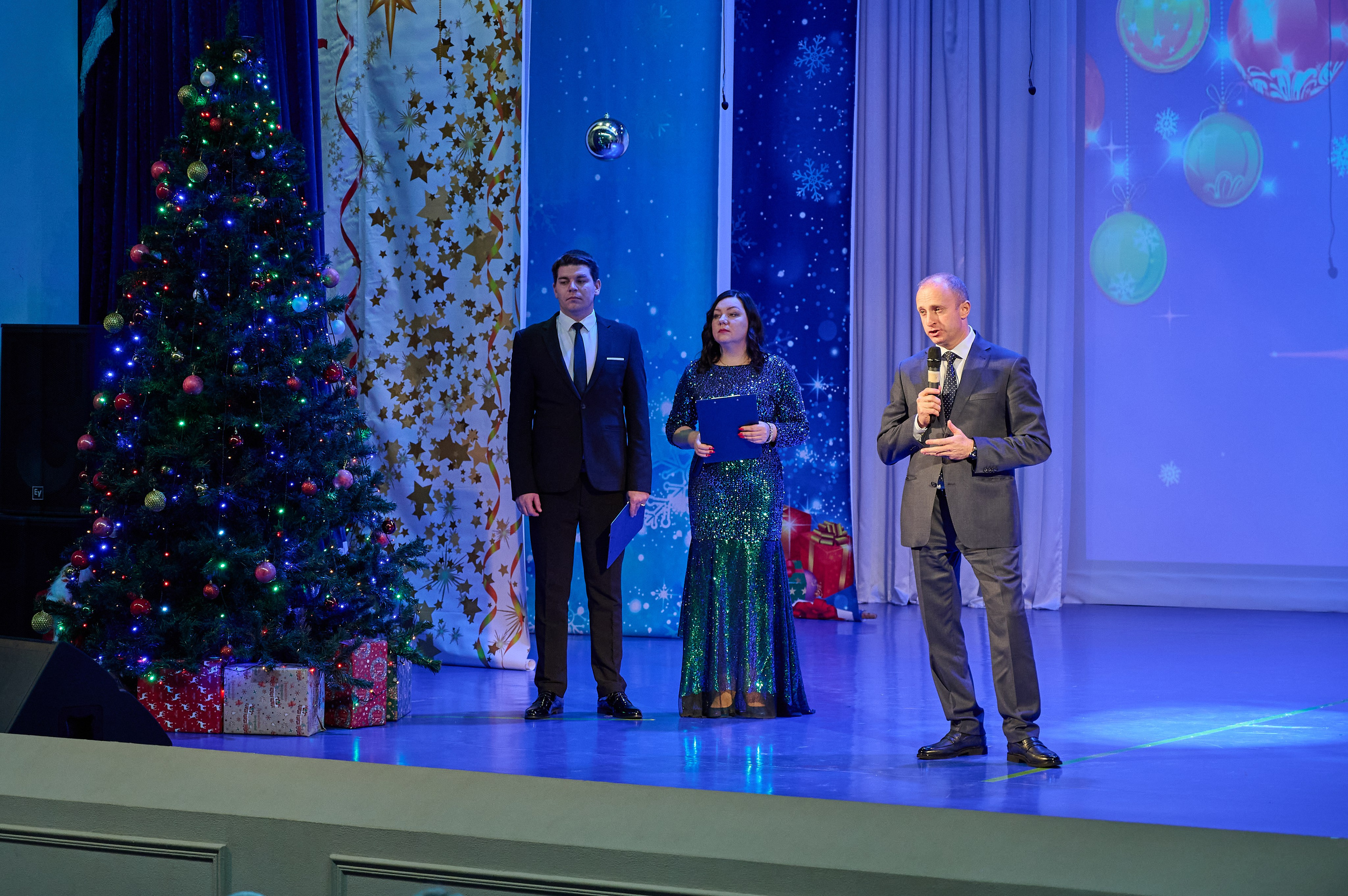 НГ концерт в Марьиной роще. Жизнь курорта Кабардинка в фотографиях