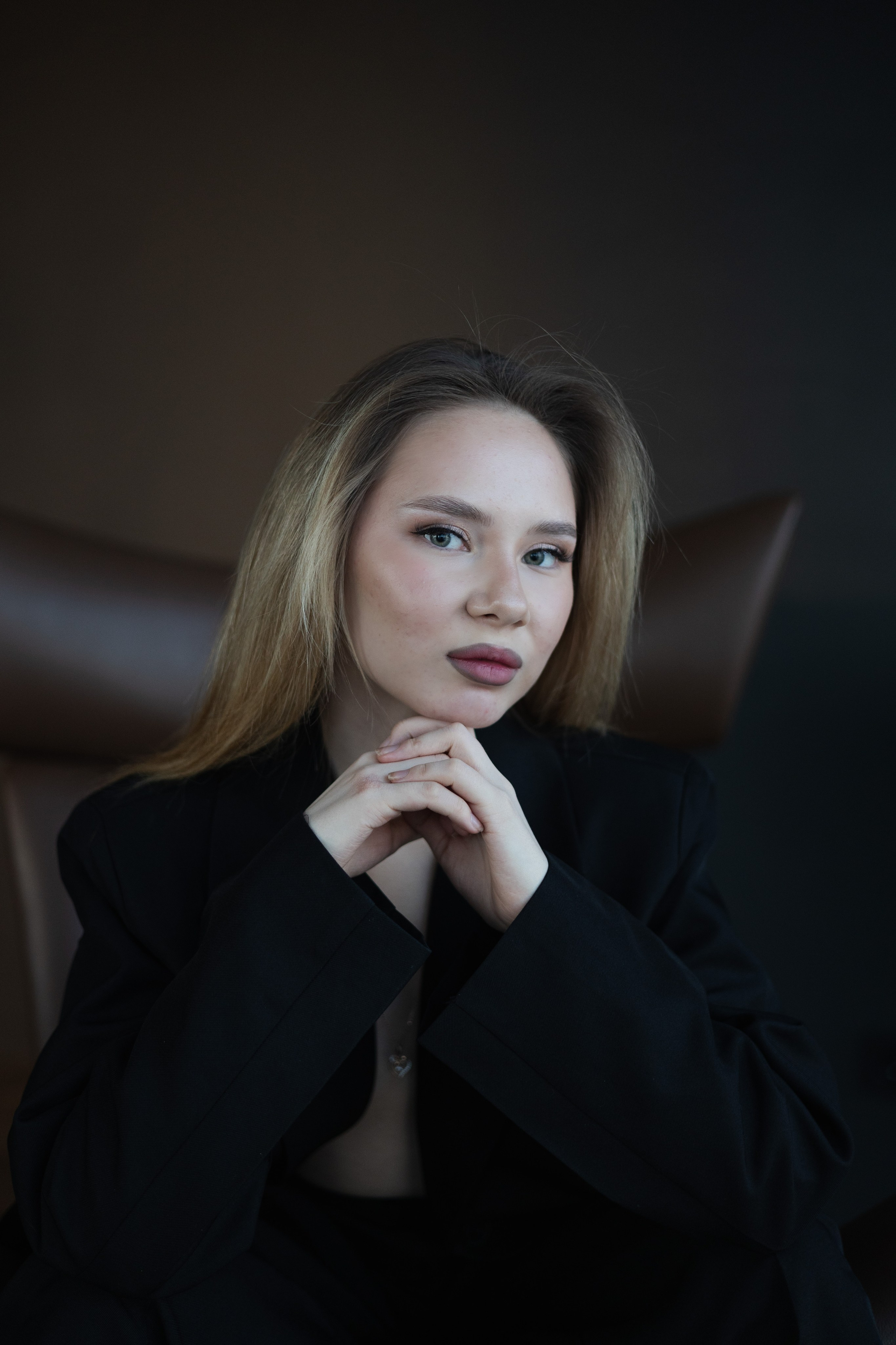 Студийная съемка. Привет, меня зовут Юлия Великая!