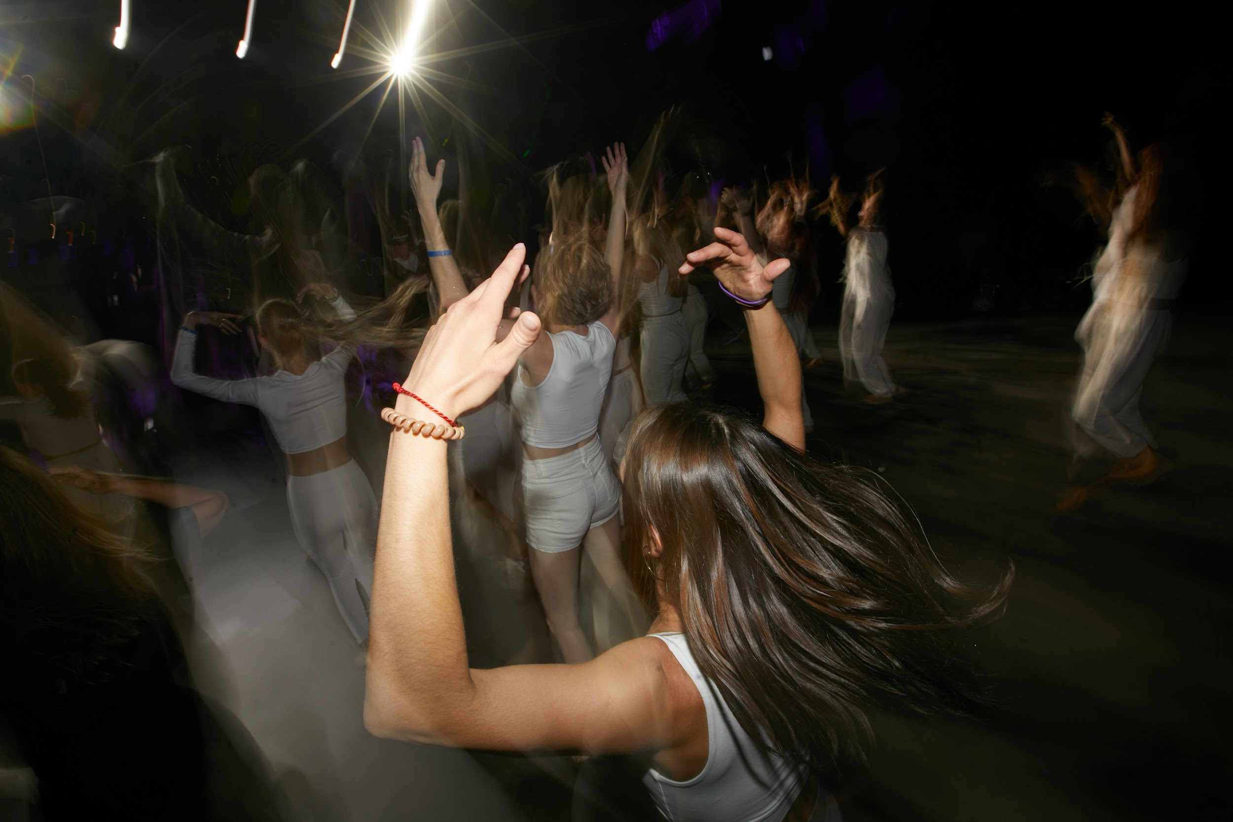 Через хаос — к себе. Крупнейшая в мире динамическая практика. Татьяна Фомичева. Репортажный и светский фотограф в Москве