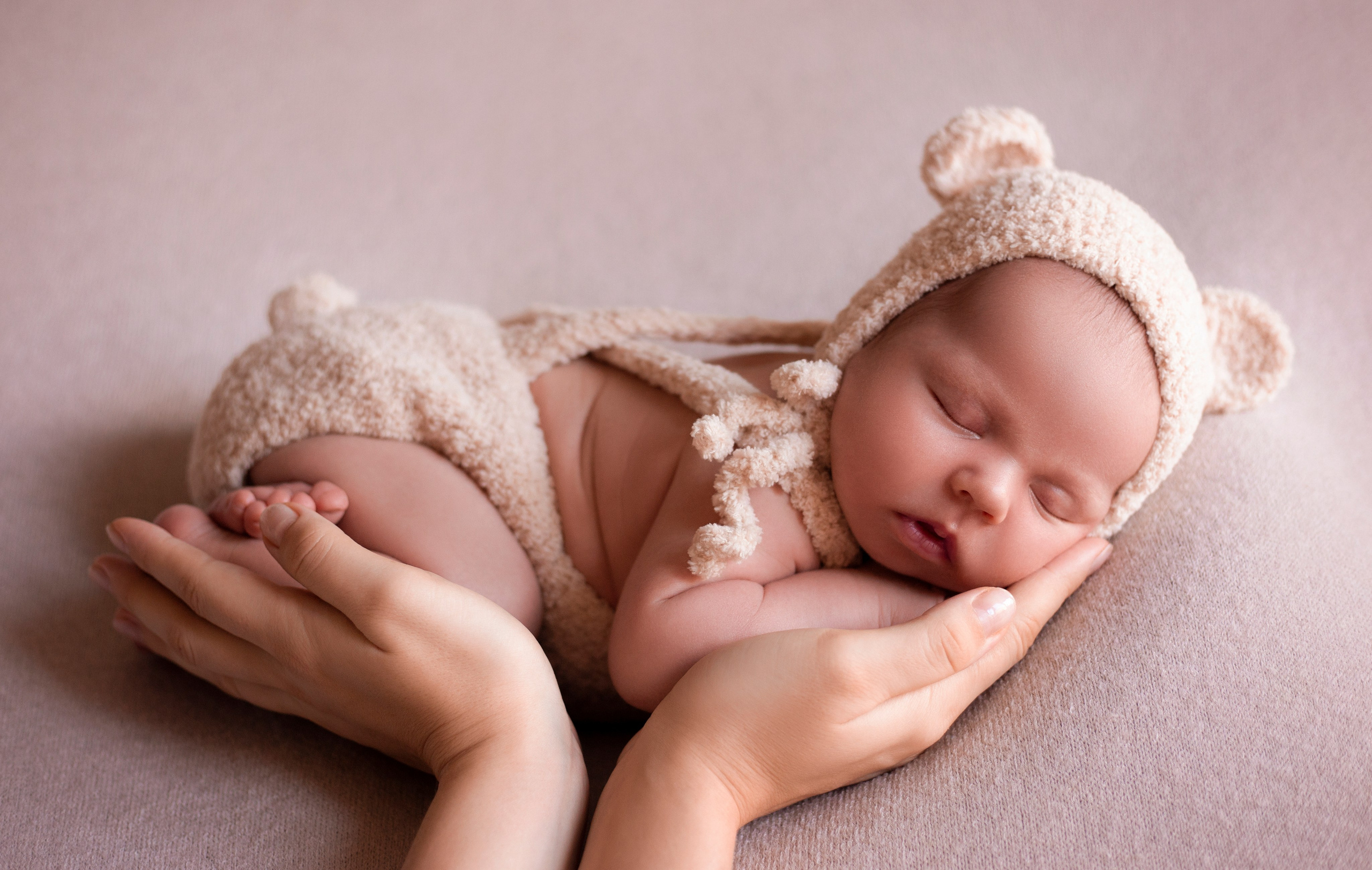 Новорождённые. Фотограф беременных и новорождённых в Краснодаре