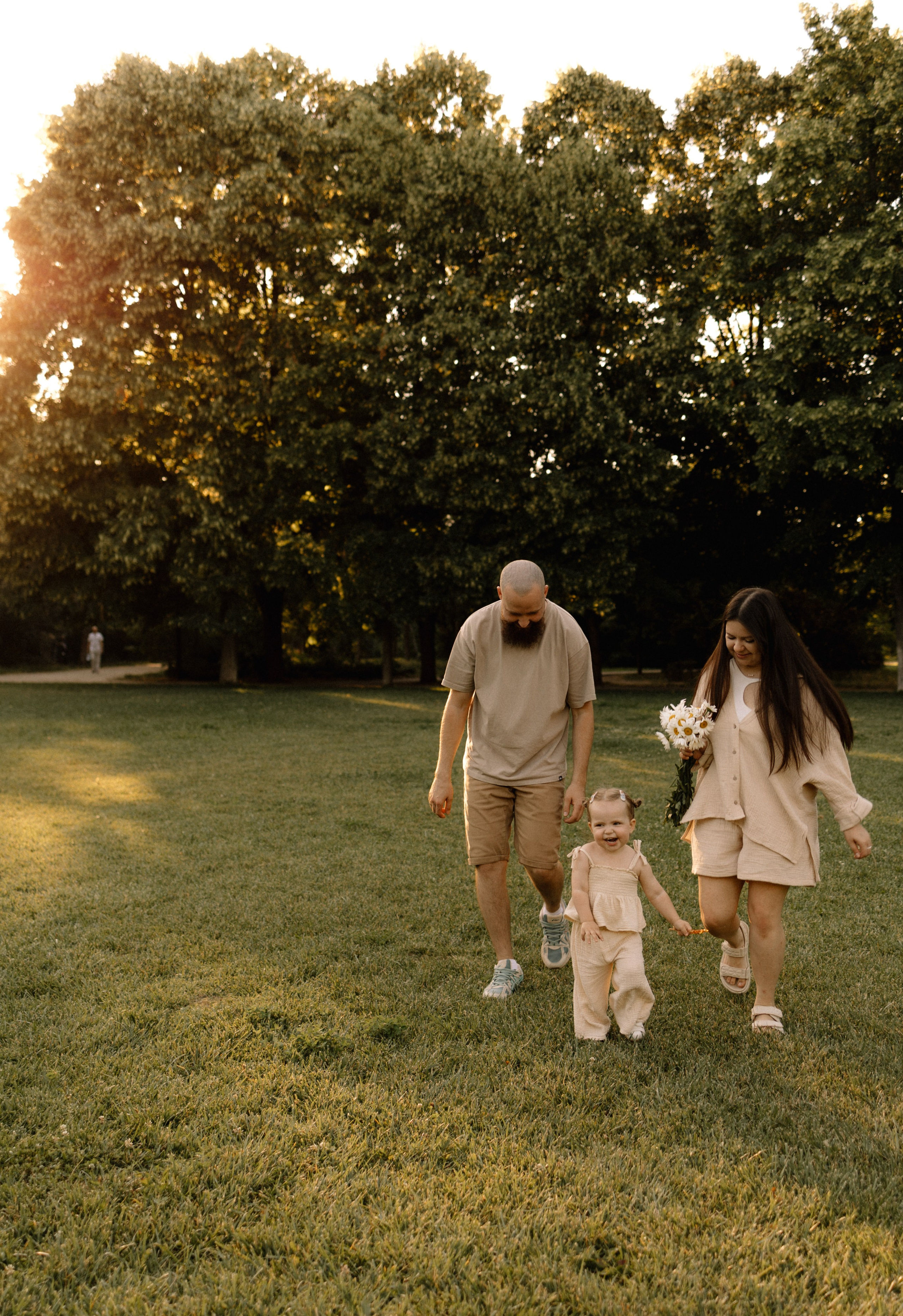 К двум годам Машули — дендрарий. Семейный фотограф в Краснодаре Храмова Анна