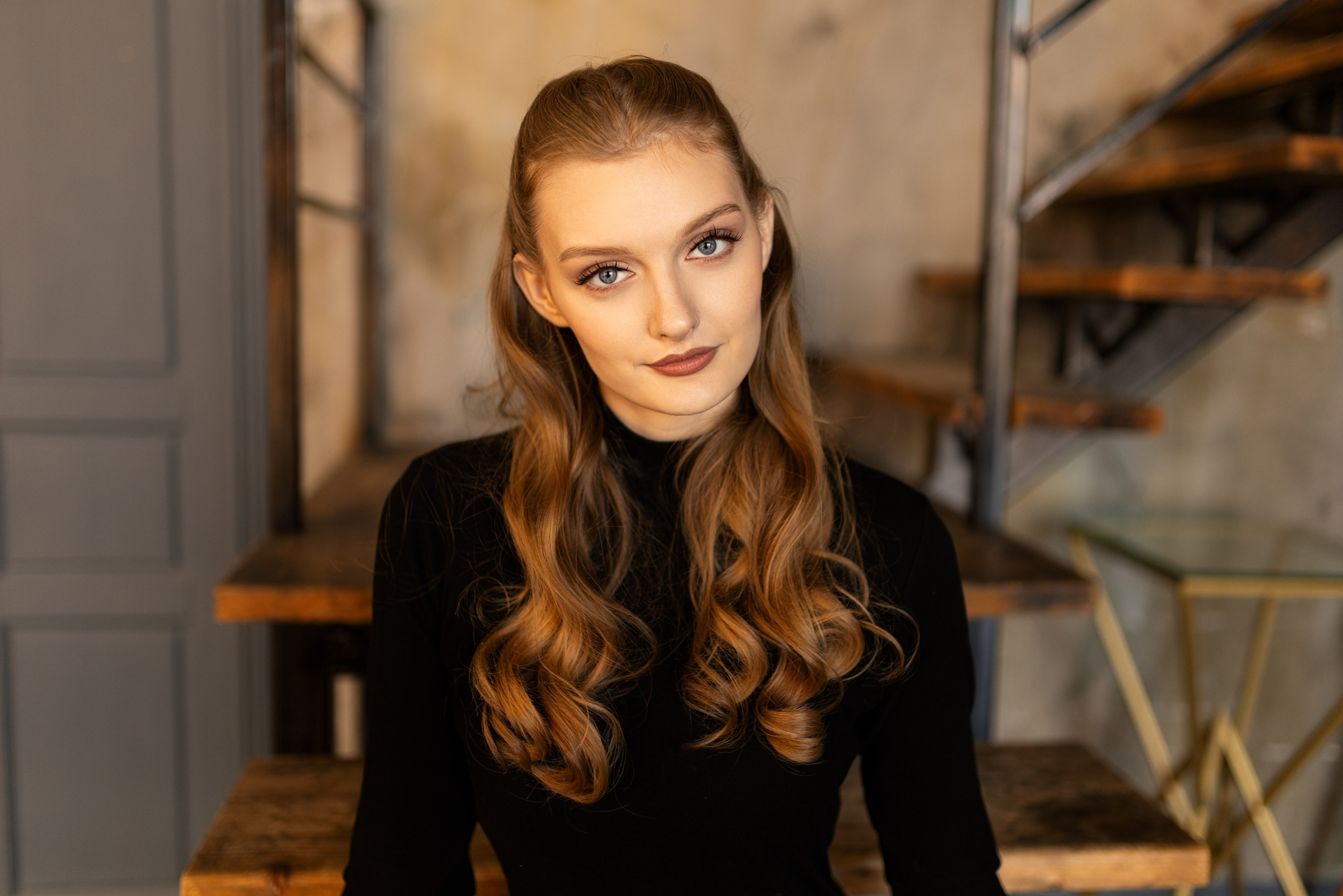 Студийная съемка с Викторией в интерьере в формате для «себя». Дмитрий Шульгин, портретный фотограф в Воронеже