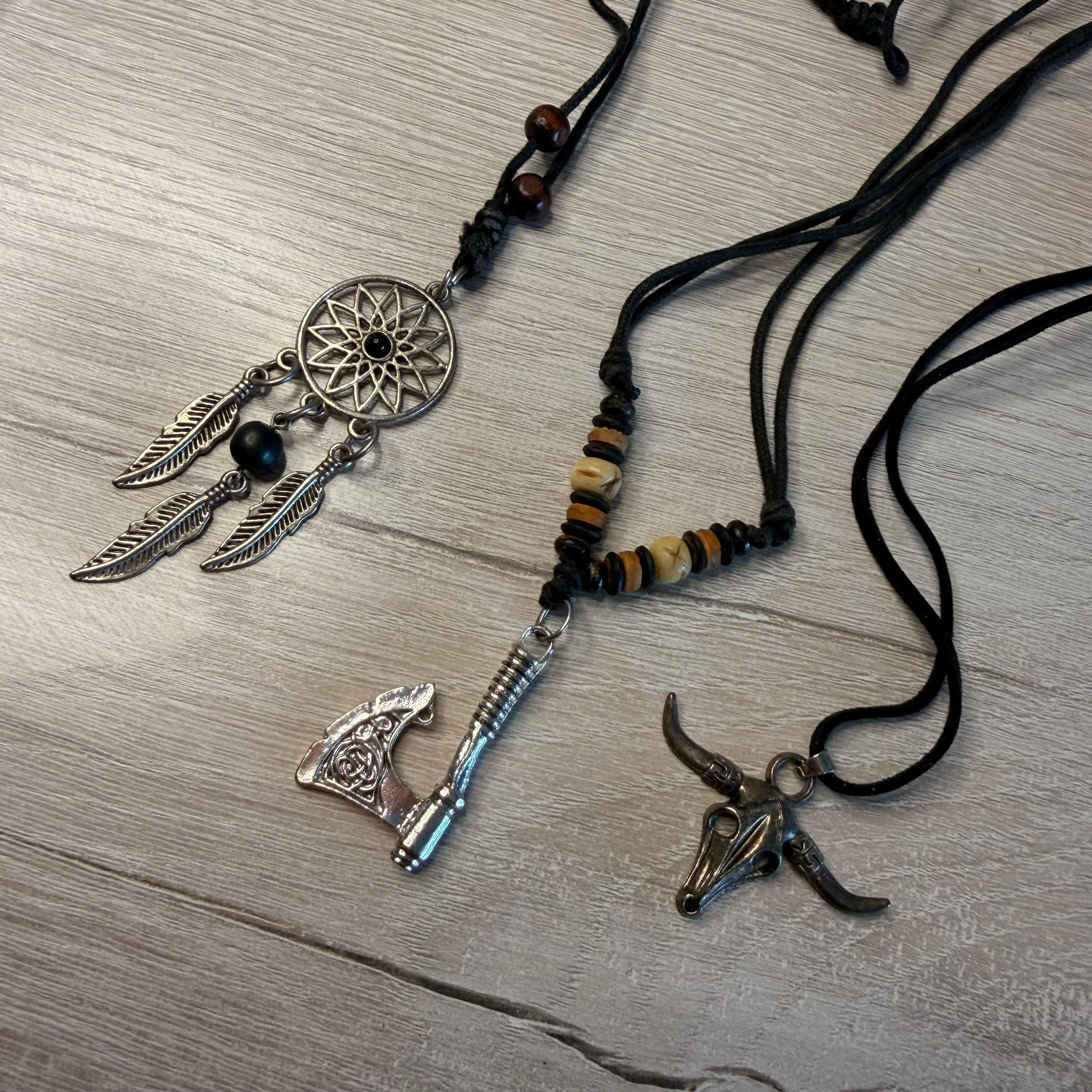 Украшения в аренду. Аренда костюмов, платьев и реквизита для фотосессий на Камчатке