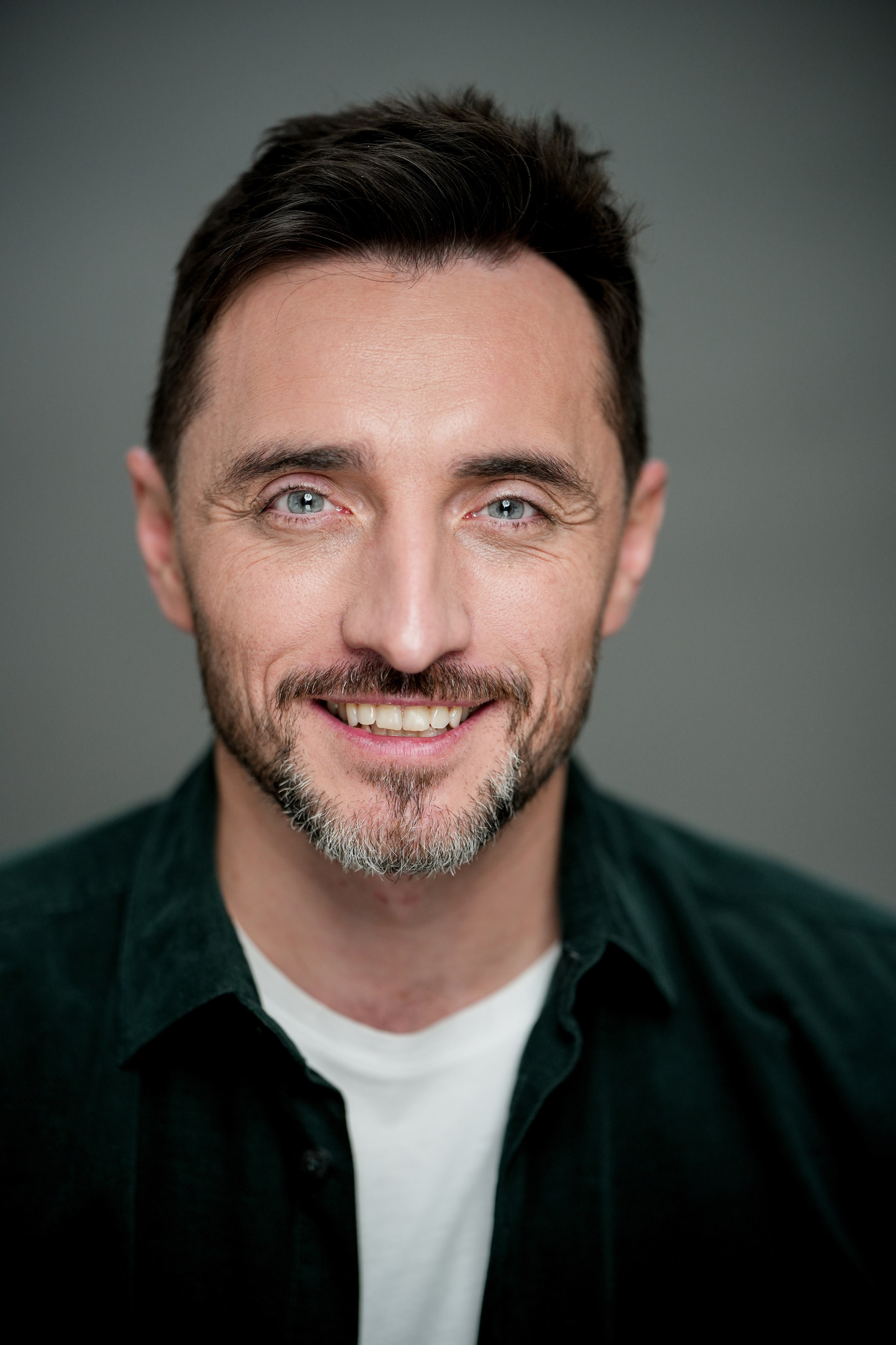 Актер Алексей Лосихин. Портретная съемка в Москве, студийный фотограф Игорь Фомин