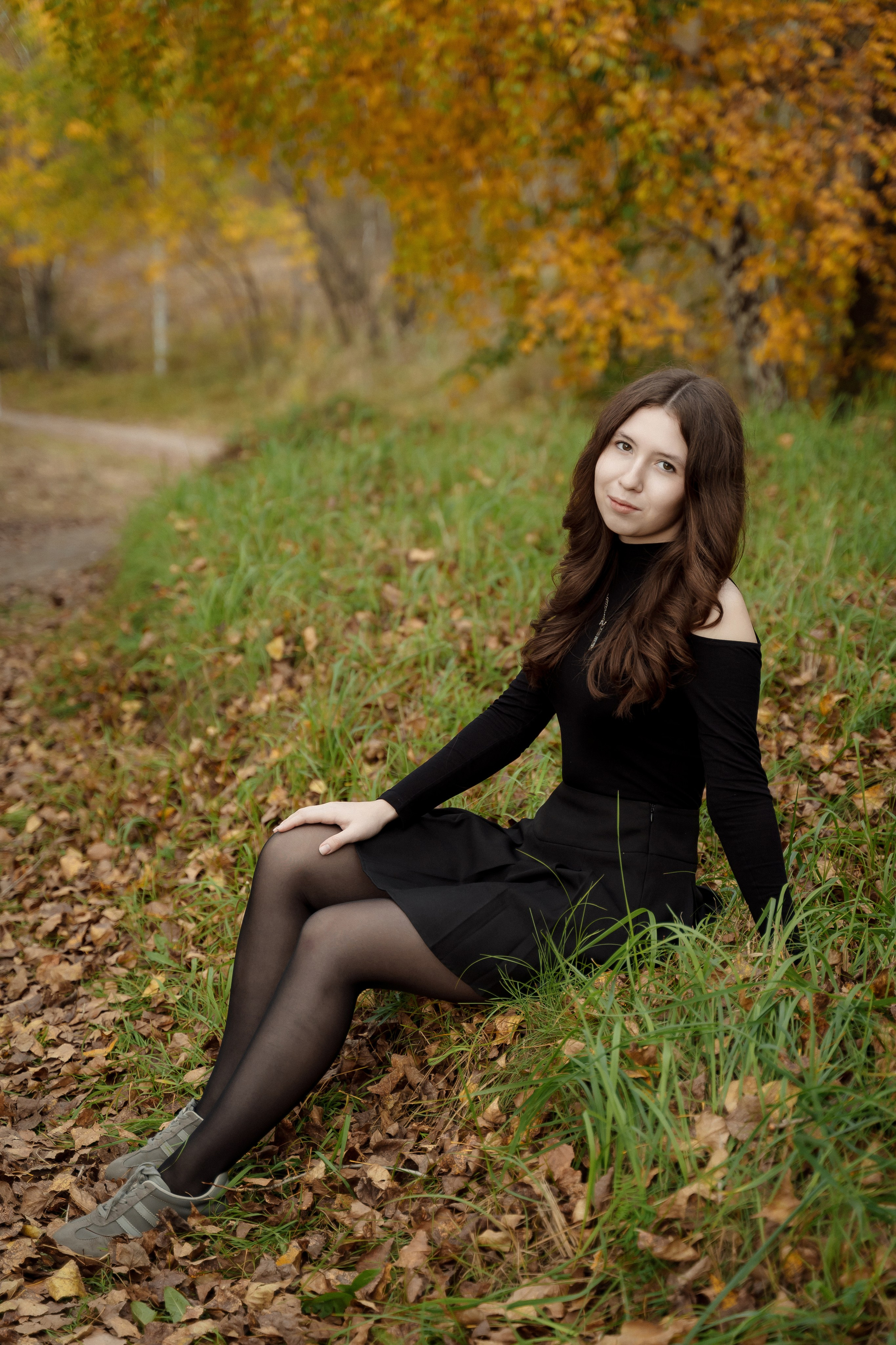 Фотосессия осенью в парке. 11 класс. Фотограф Ким Наталья в Красноярске