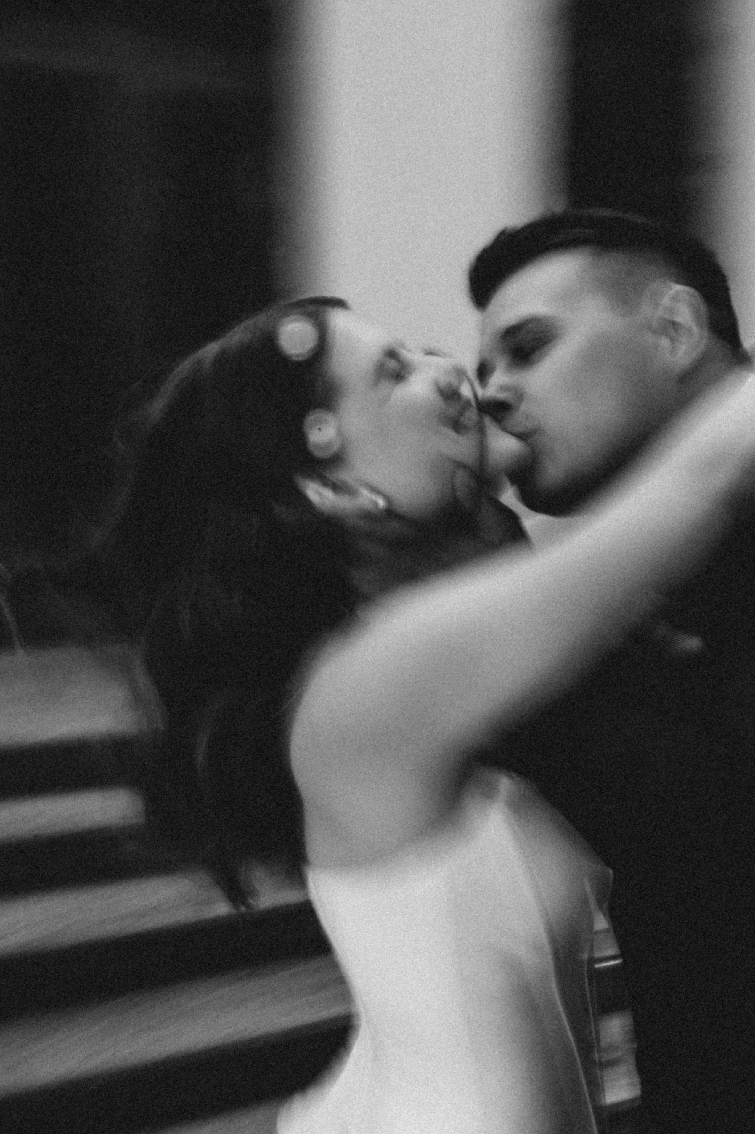 Свадебные фотографии. Фотограф в Барнауле Дарья Бутурлакина. Люби.Цени.Касайся