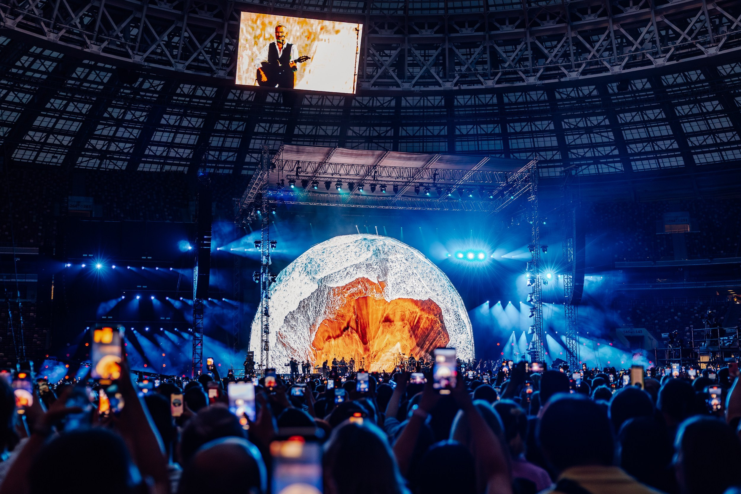 LEONID AGUTIN | MOSCOW | 2024. OOPS TEAM