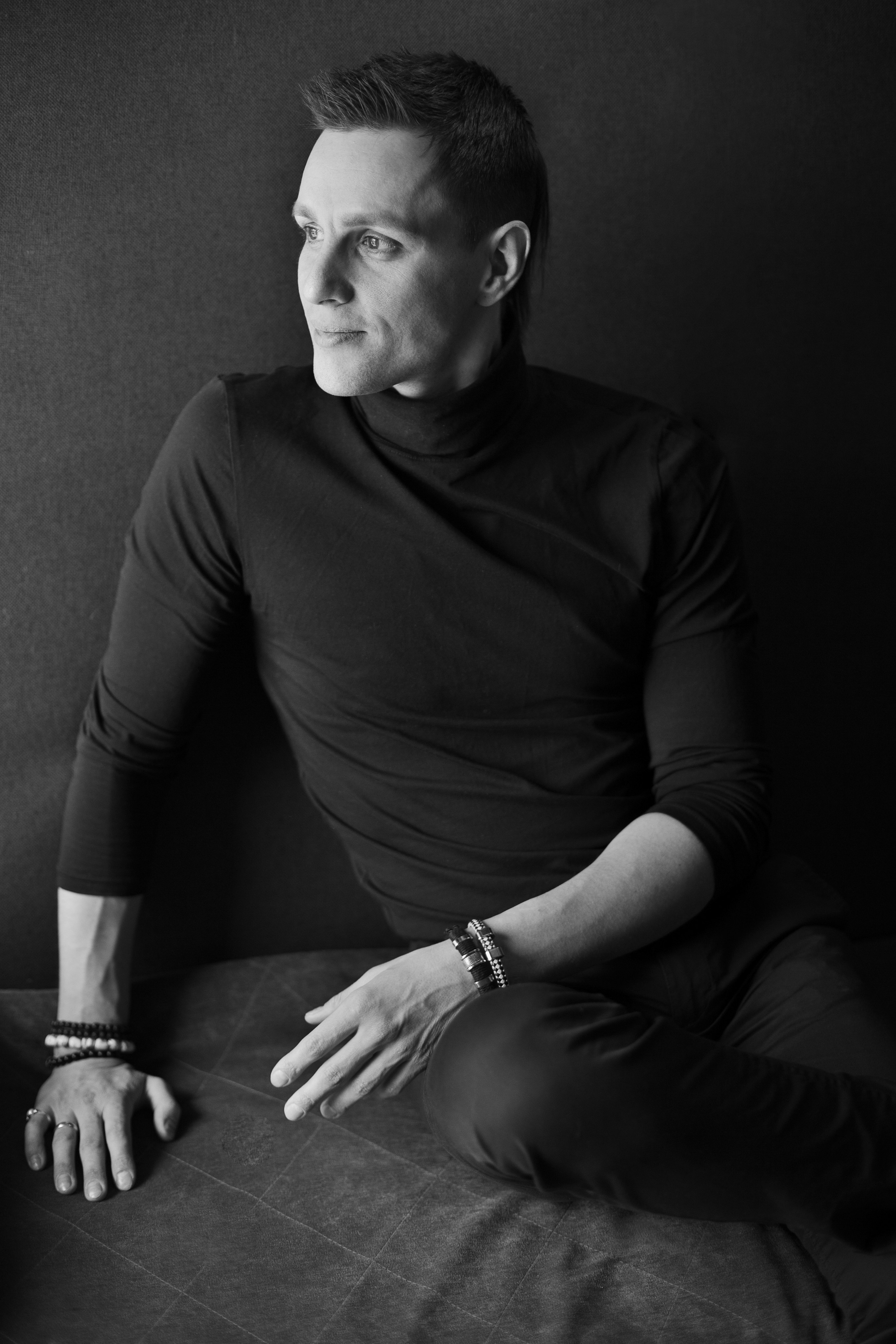 Илья Ларионов. иллюзионист. Психолог с фотоаппаратом Зимина Оксана