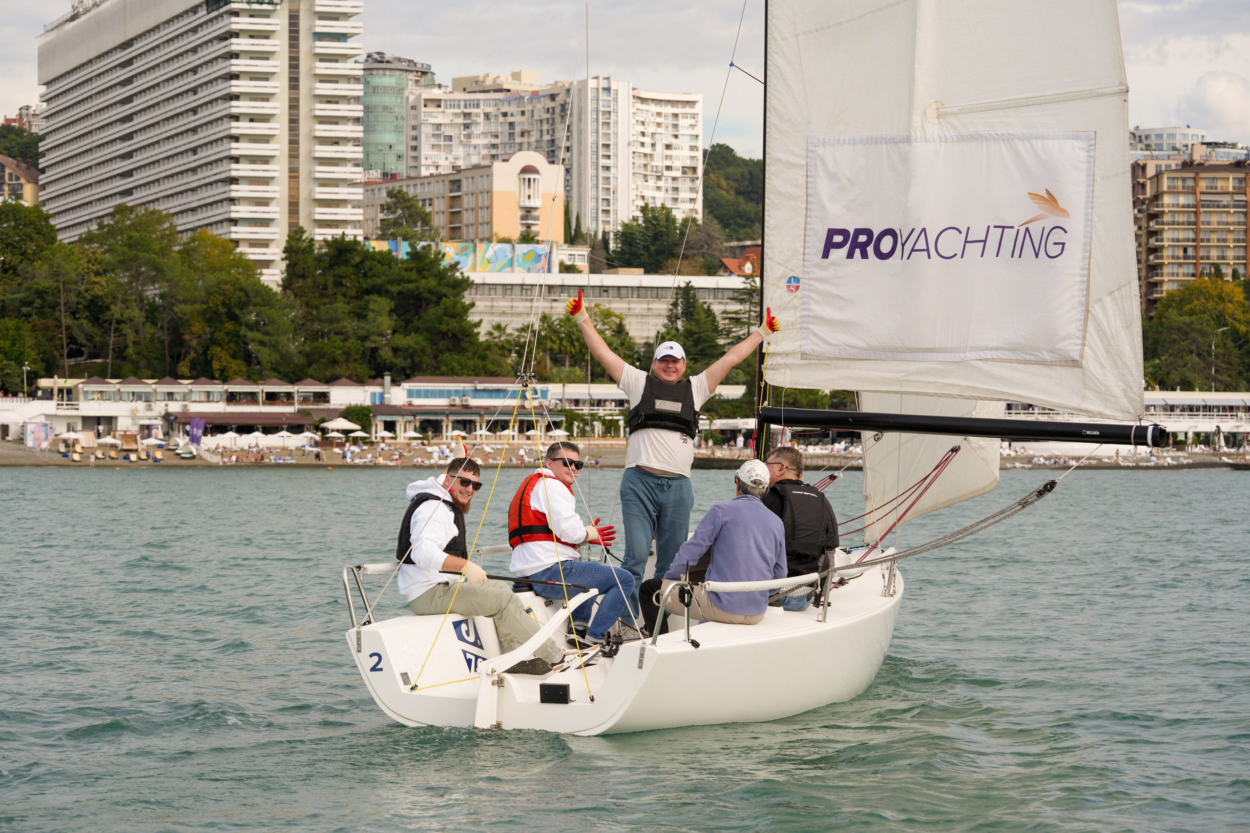 Яхтенная регата для компании Агрегатка. Репортажный фотограф в Красной Поляне и Сочи Павлюченко Екатерина