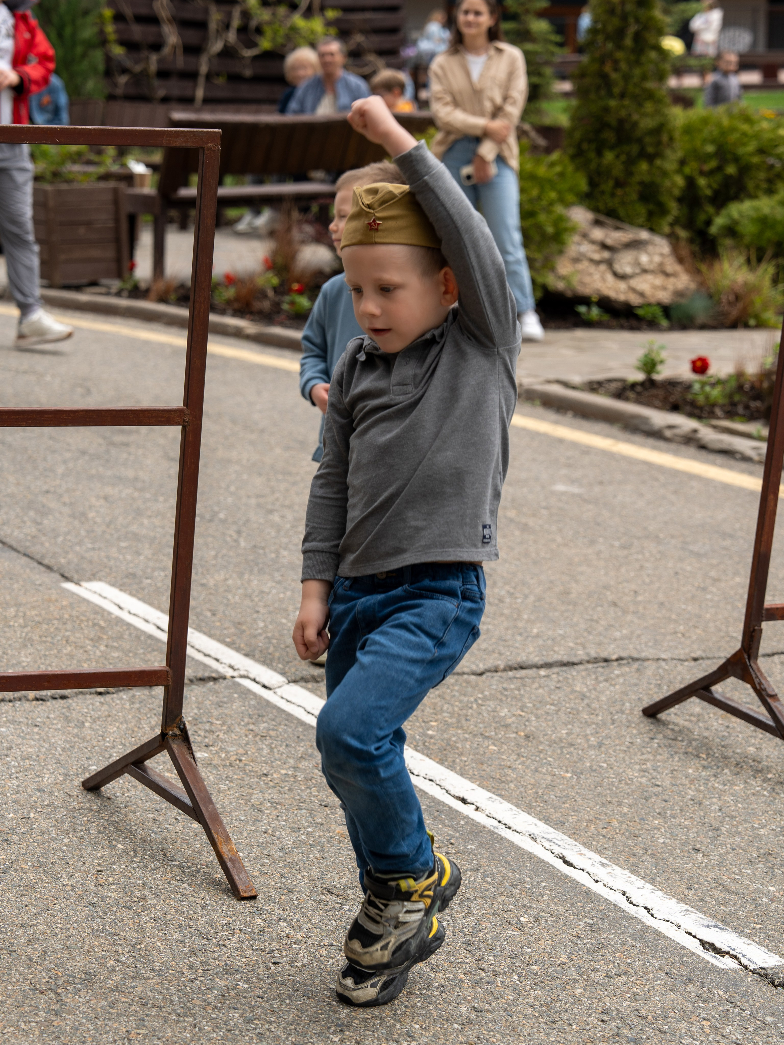 Шествие бессмертного полка 9 мая 2024 Rosa Springs. Репортажный фотограф в Красной Поляне и Сочи Павлюченко Екатерина