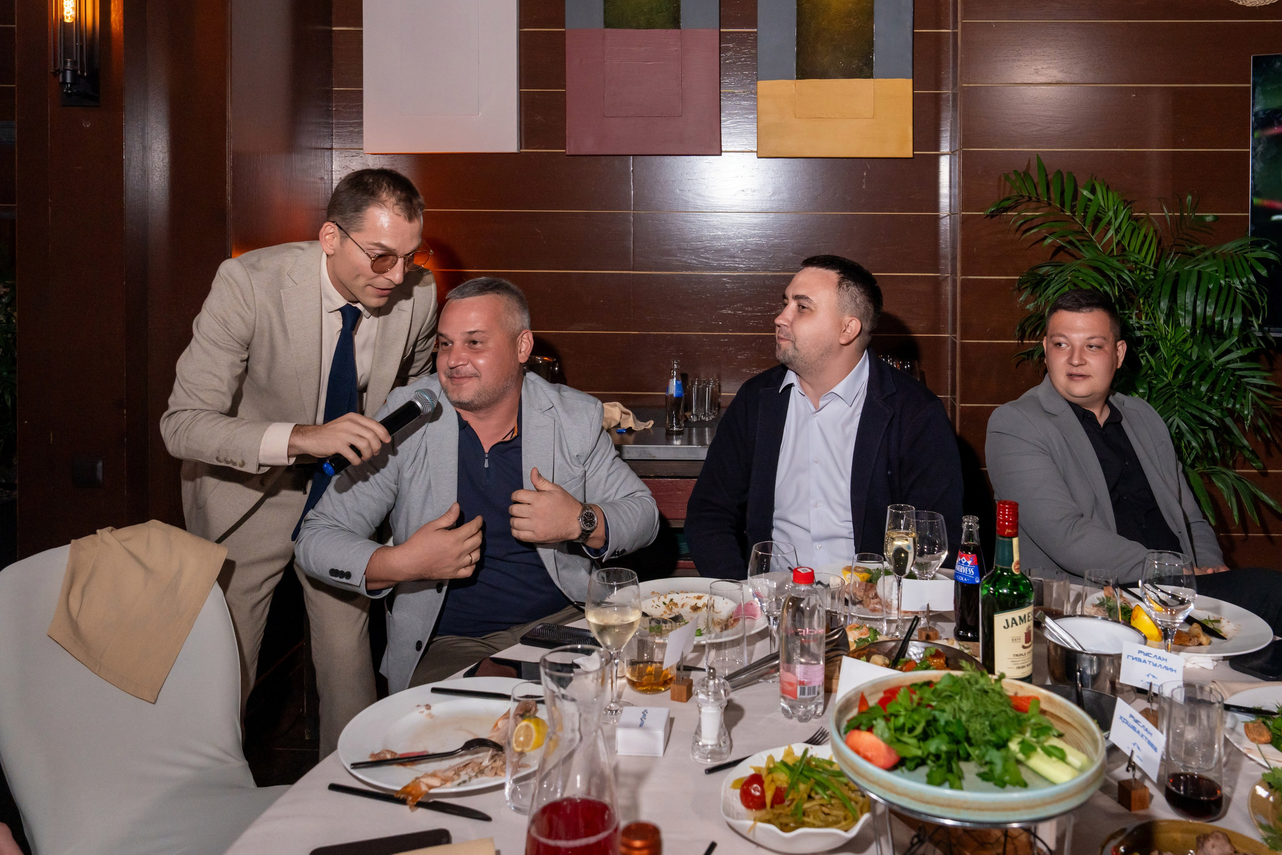 Гала-ужин для компании «Agregatka». Репортажный фотограф в Красной Поляне и Сочи Павлюченко Екатерина