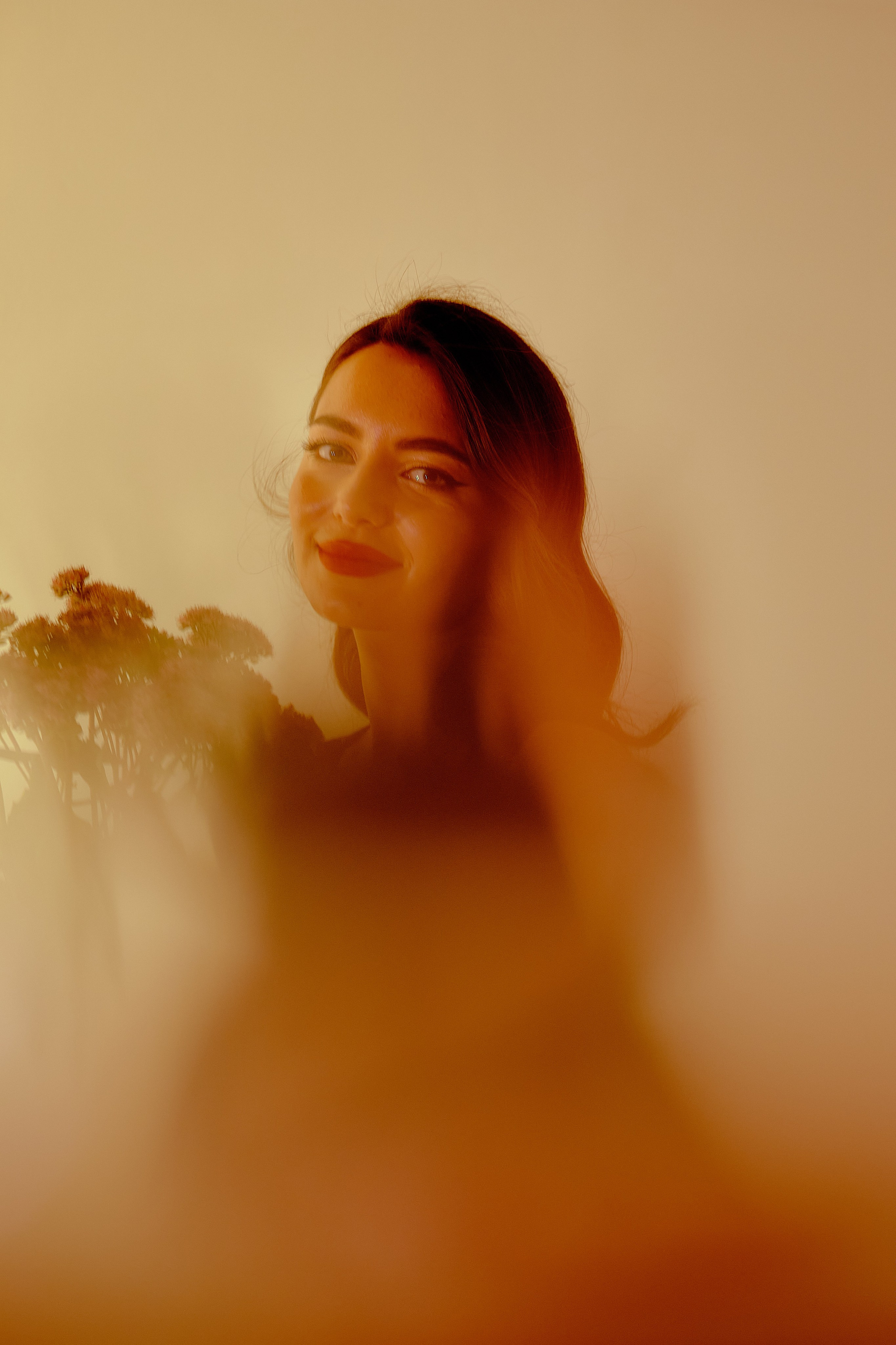 Индивидуальная фотосессия с цветами в студии. Портретный, семейный фотограф в Твери Жданова Татьяна tatzhdanov Таня