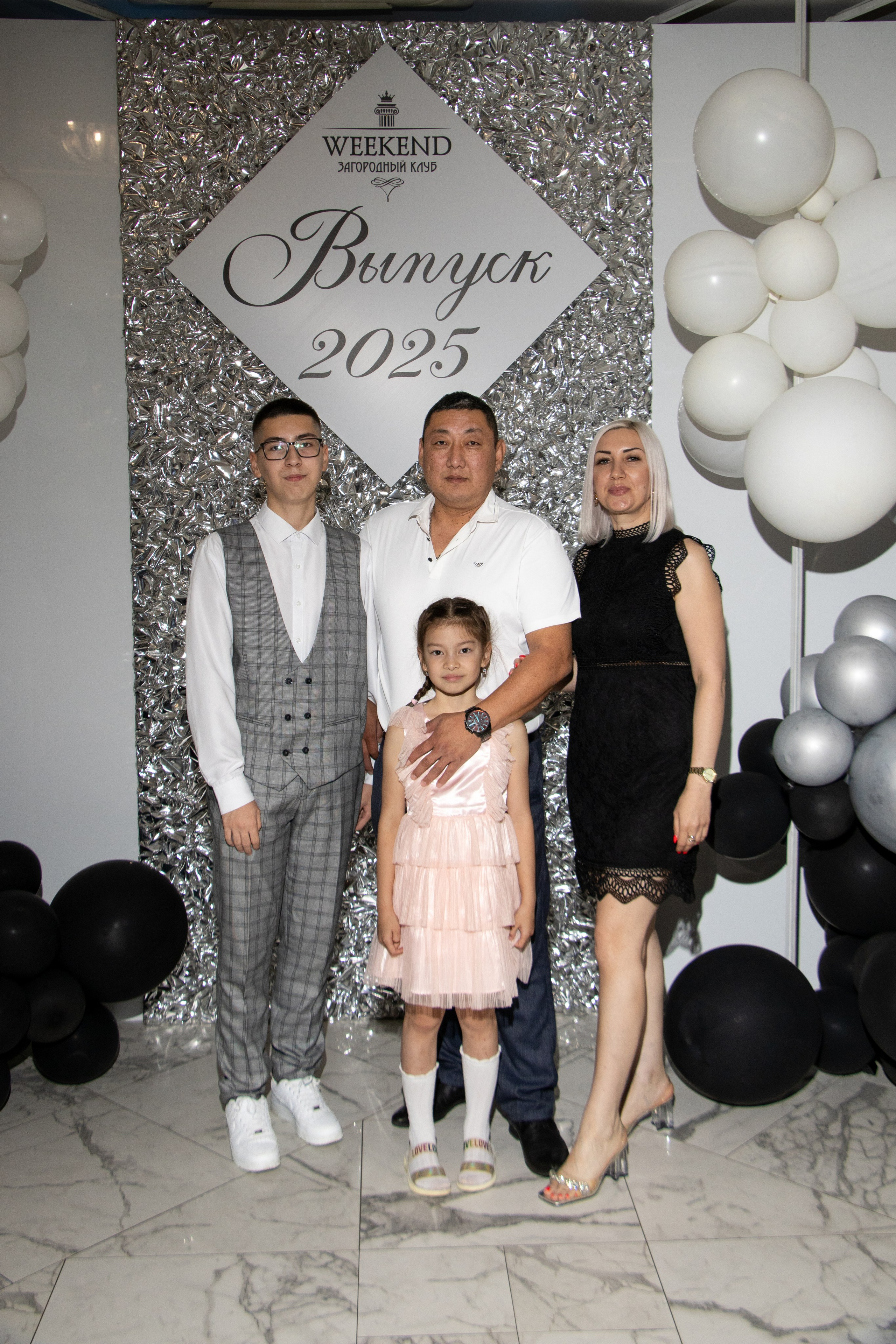 Выпускной 11 класс. Фотограф Лысенко Полина