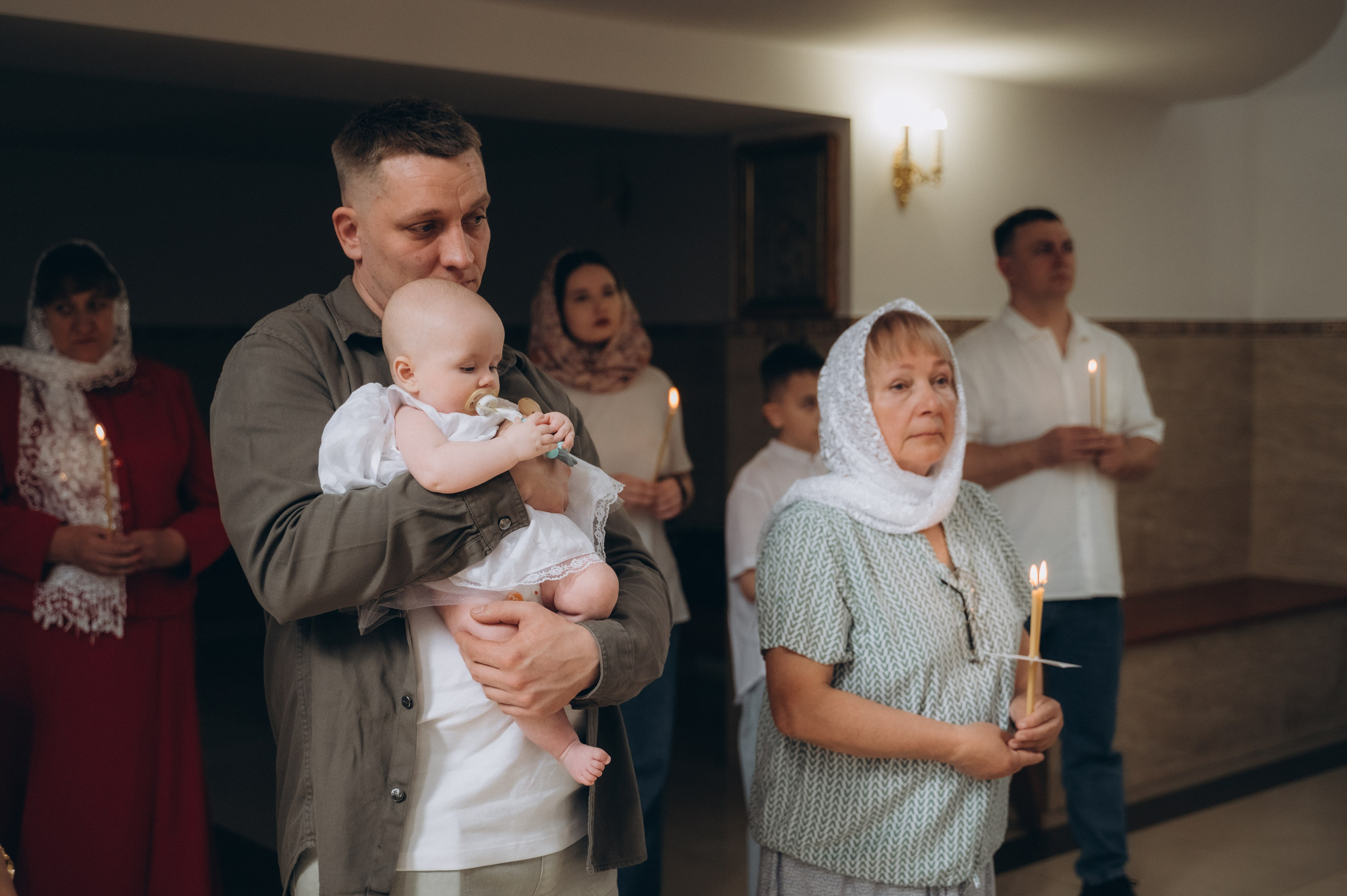 Крещение Корнелии (ХРАМ СВЯТИТЕЛЯ ЛУКИ КРЫМСКОГО). Семейный фотограф в Минске Дарья Дреко