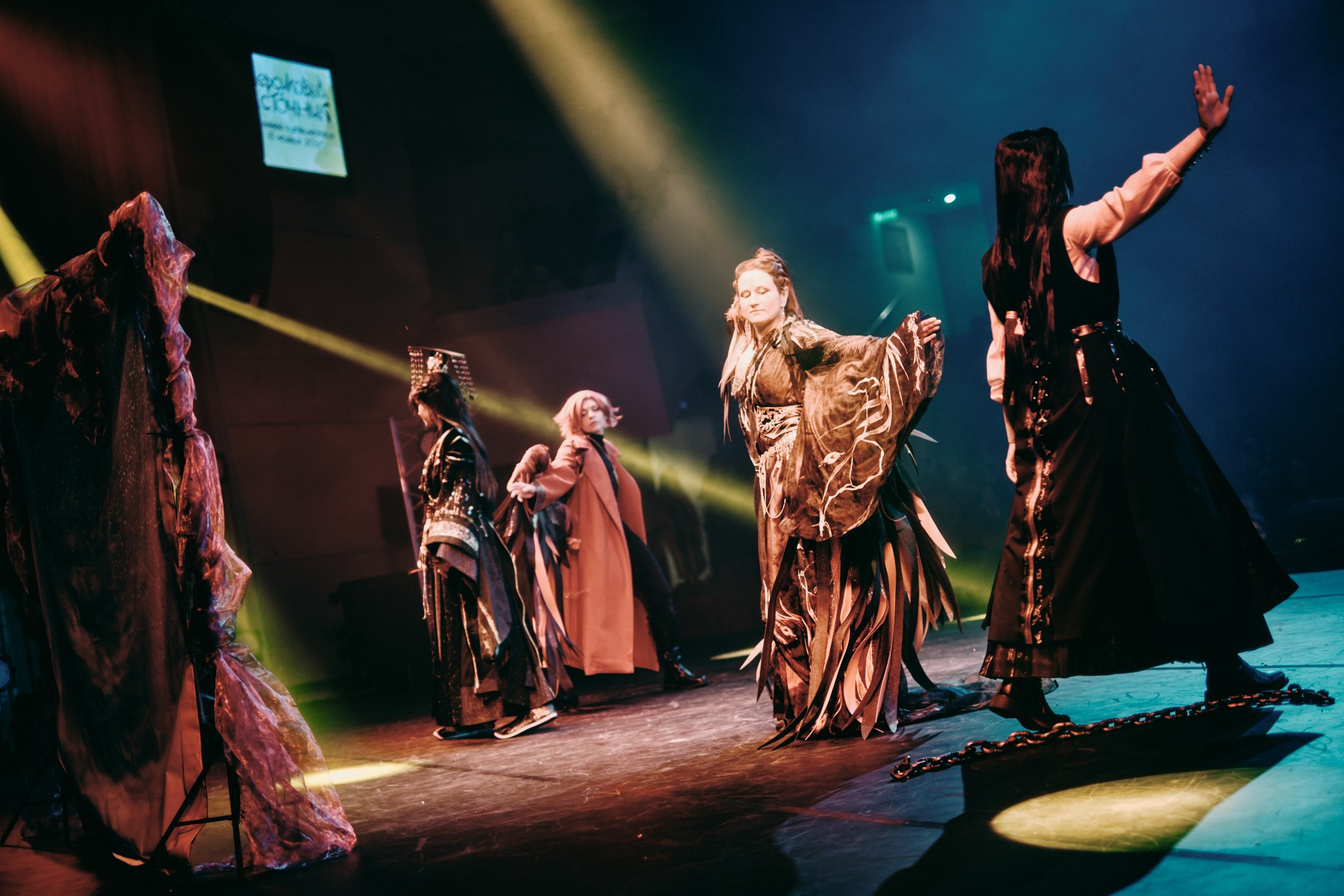 Персиковый источник | осень 2025. Фотограф Аннё| Москва