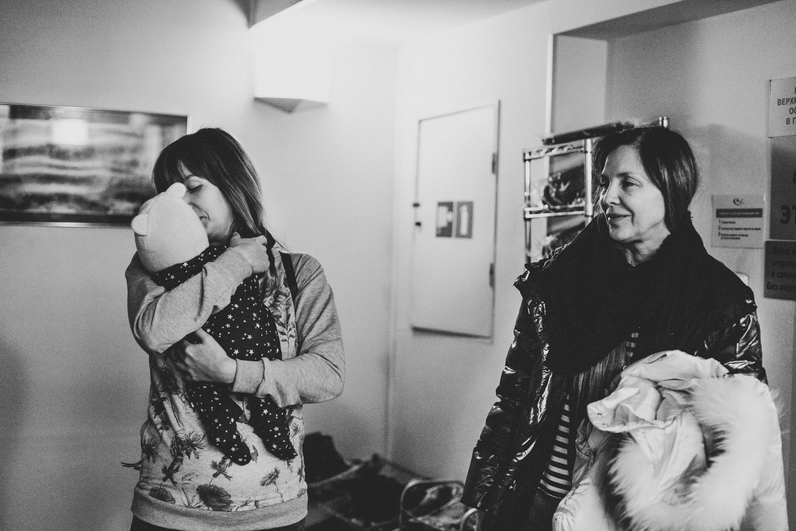 Пора домой. История одной выписки из роддома). Семейный фотограф, фотограф родов, репортажей фотограф в Санкт-Петербу