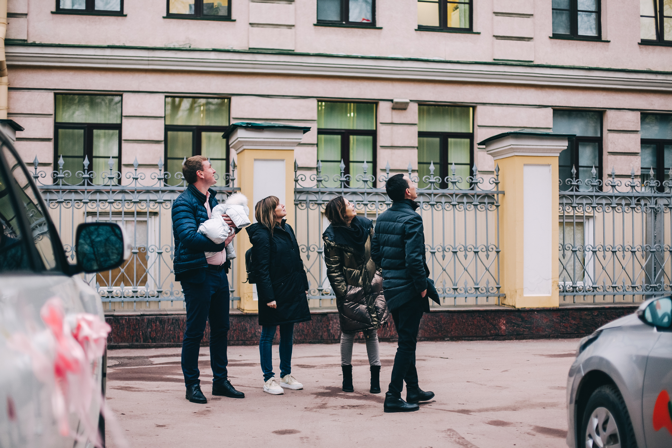 Пора домой. История одной выписки из роддома). Семейный фотограф, фотограф родов, репортажей фотограф в Санкт-Петербу
