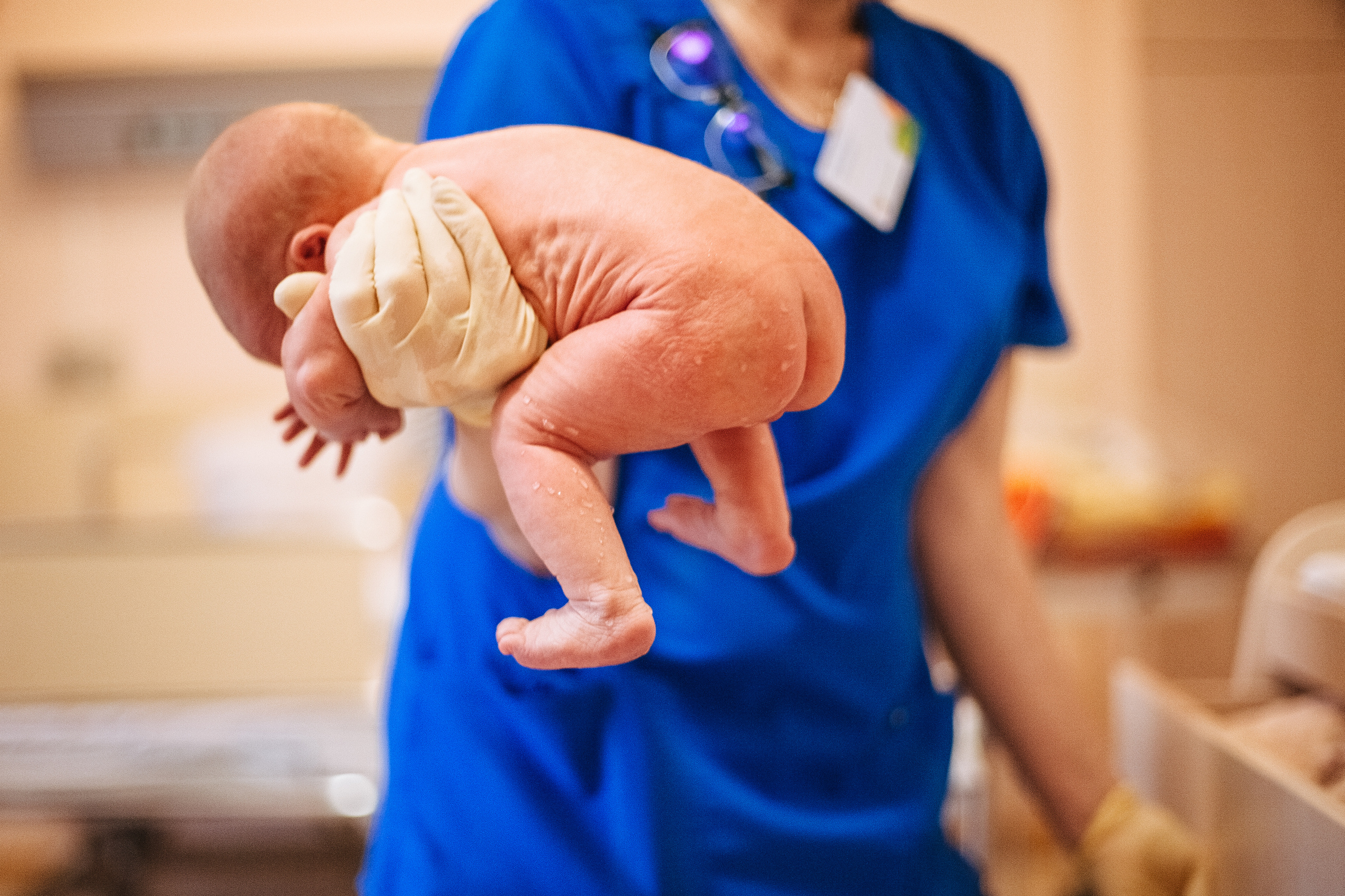 Пора домой. История одной выписки из роддома). Семейный фотограф, фотограф родов, репортажей фотограф в Санкт-Петербу