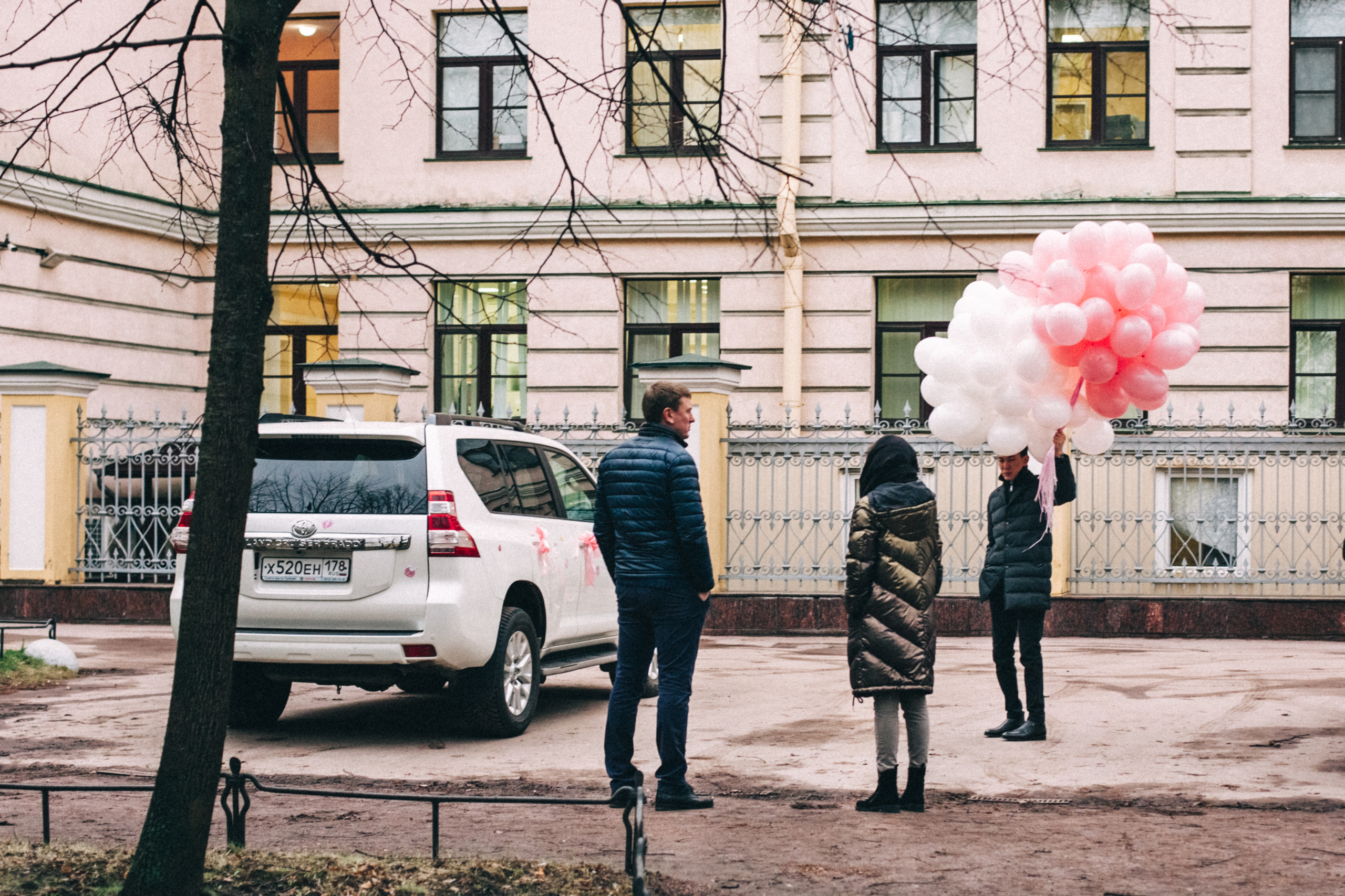 Пора домой. История одной выписки из роддома). Семейный фотограф, фотограф родов, репортажей фотограф в Санкт-Петербу