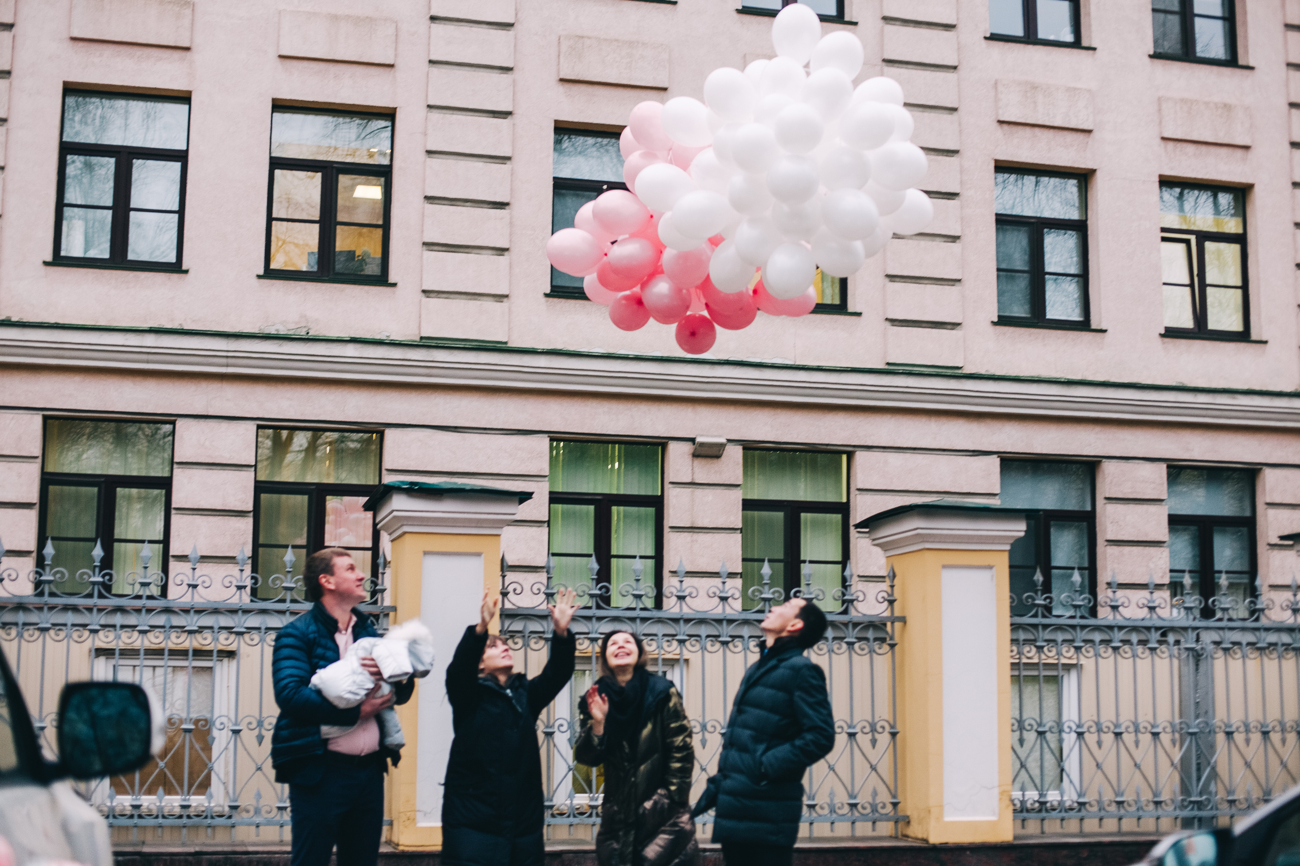 Пора домой. История одной выписки из роддома). Семейный фотограф, фотограф родов, репортажей фотограф в Санкт-Петербу
