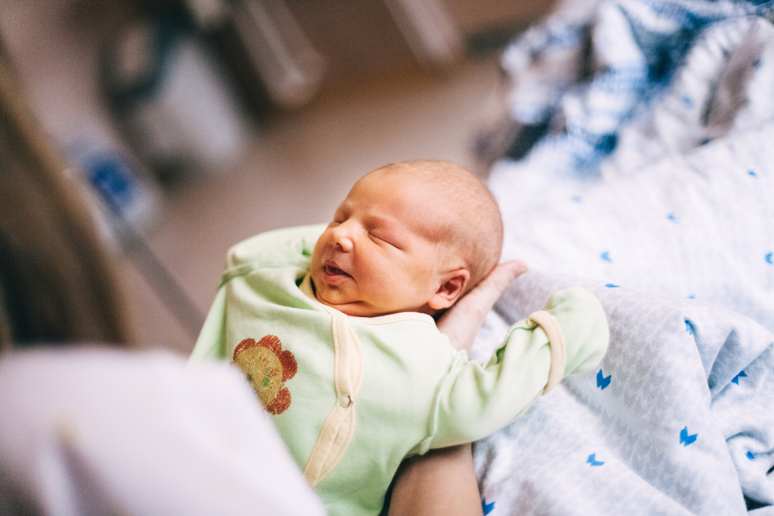 Пора домой. История одной выписки из роддома). Семейный фотограф, фотограф родов, репортажей фотограф в Санкт-Петербу
