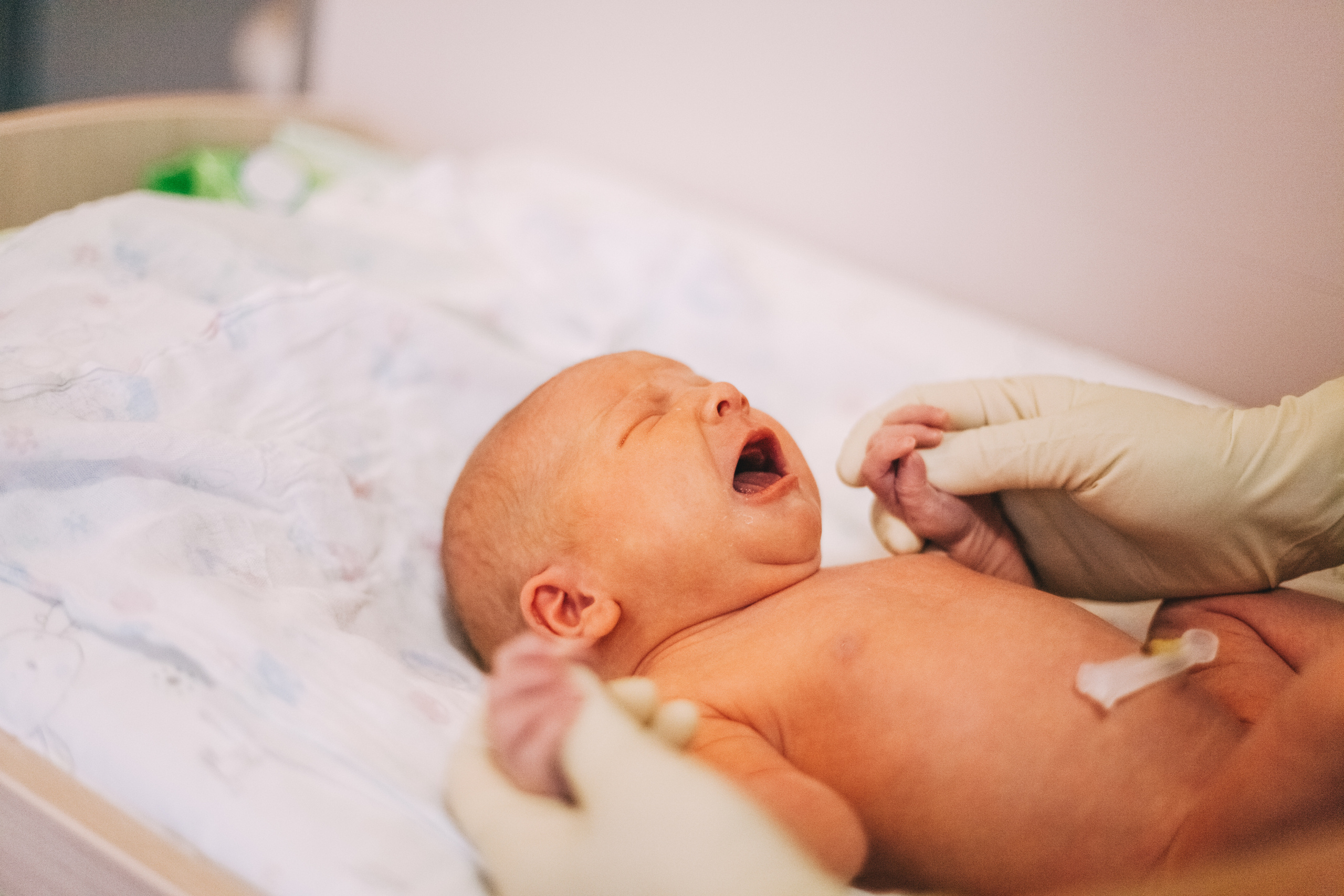 Пора домой. История одной выписки из роддома). Семейный фотограф, фотограф родов, репортажей фотограф в Санкт-Петербу