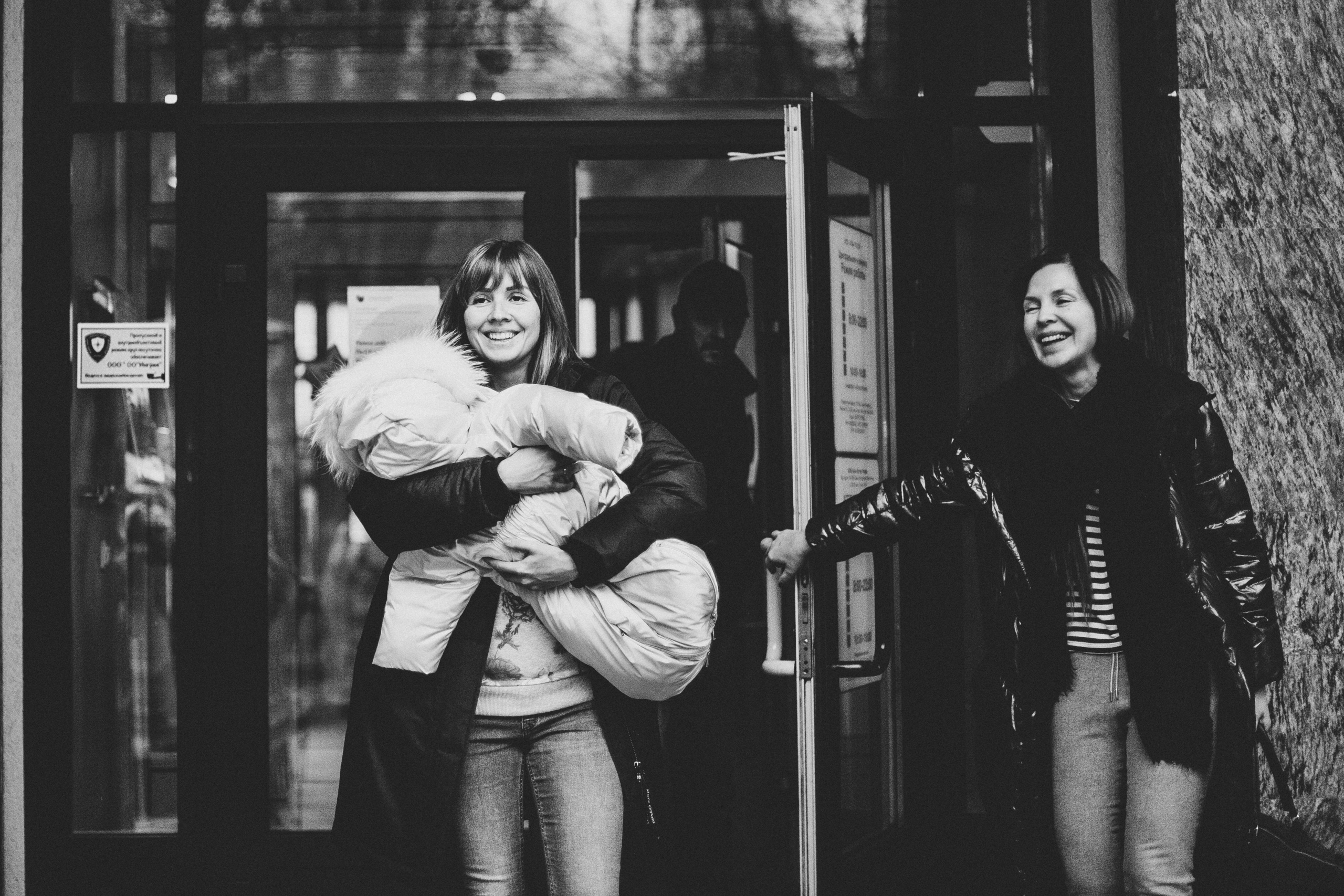 Пора домой. История одной выписки из роддома). Семейный фотограф, фотограф родов, репортажей фотограф в Санкт-Петербу