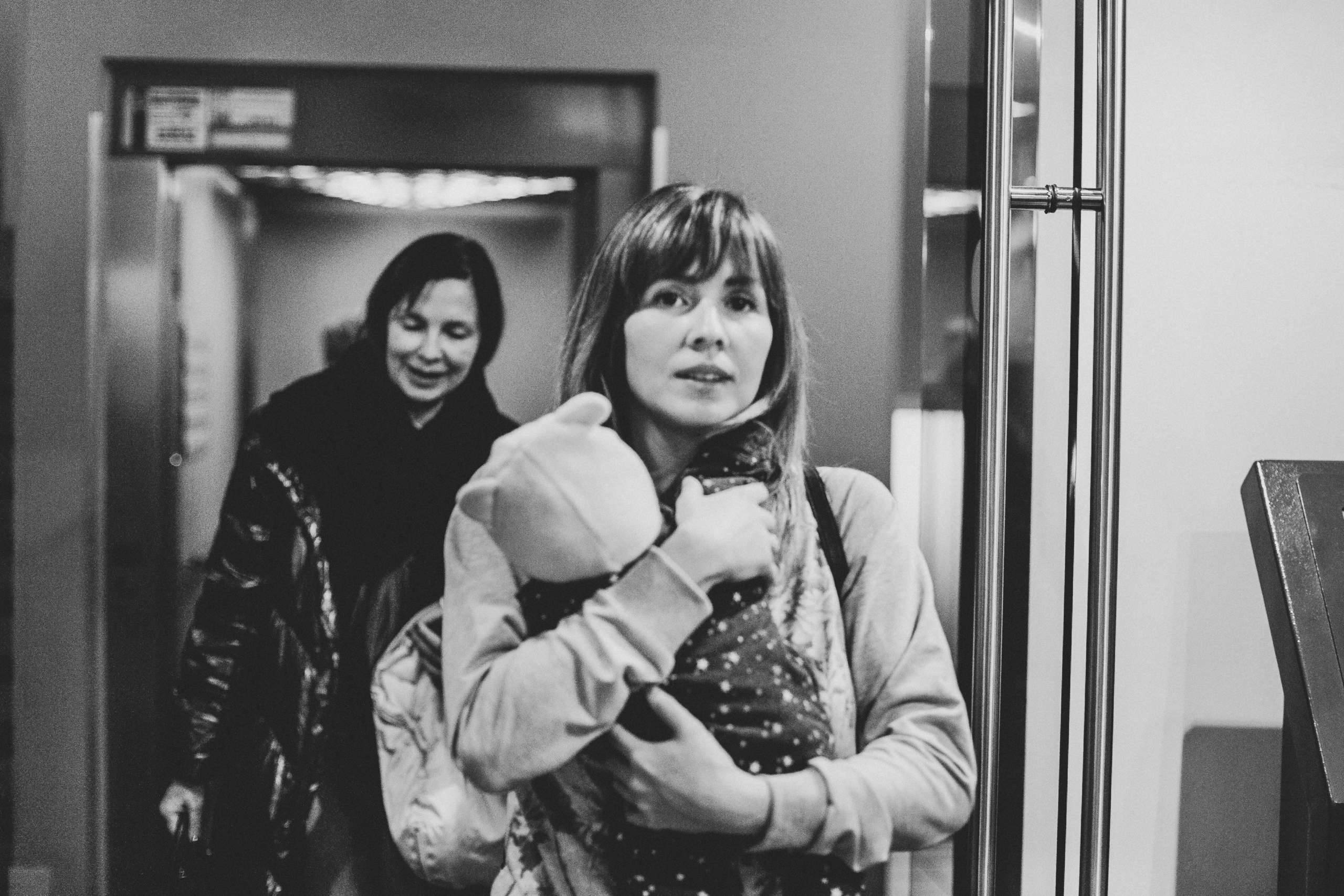 Пора домой. История одной выписки из роддома). Семейный фотограф, фотограф родов, репортажей фотограф в Санкт-Петербу