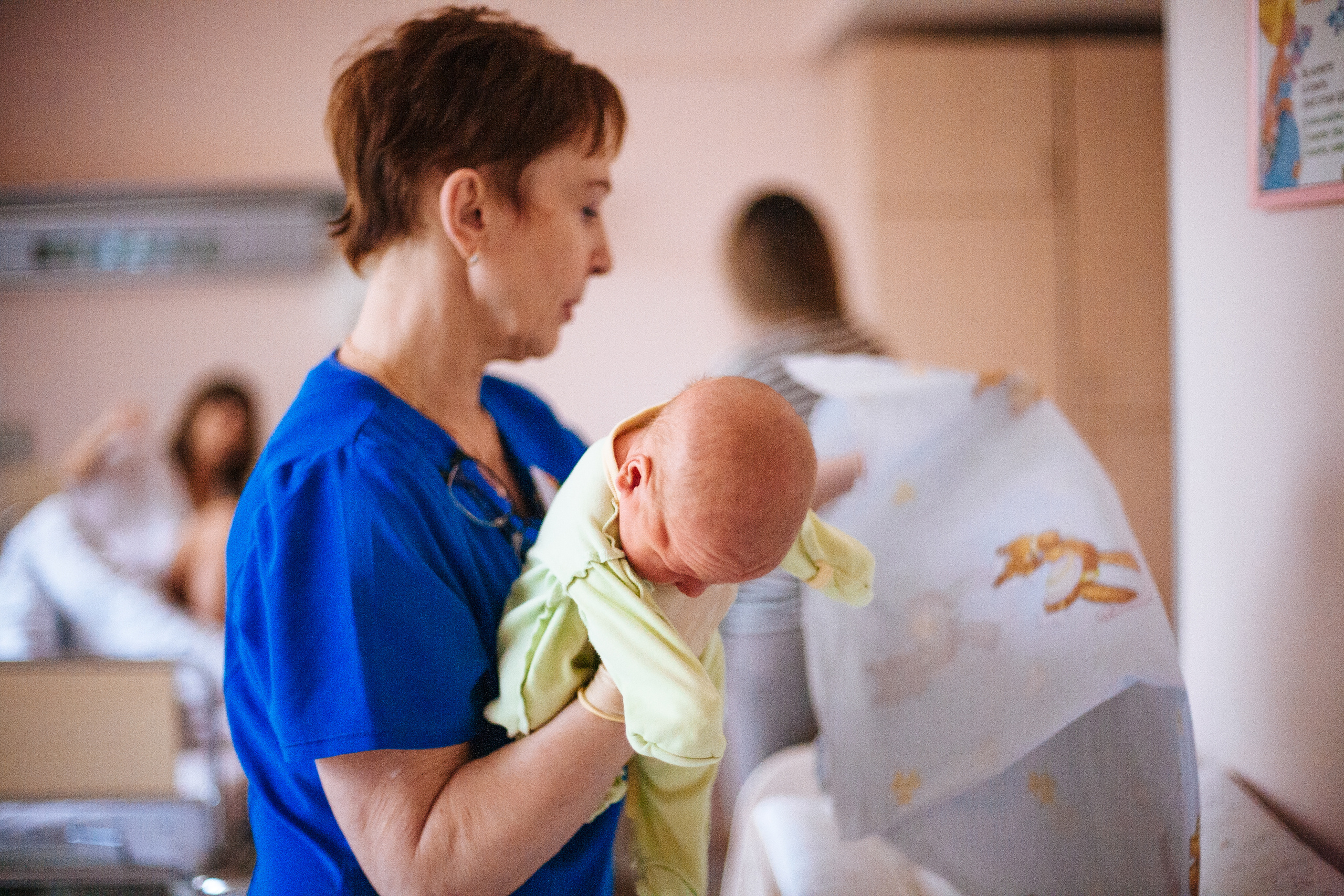 Пора домой. История одной выписки из роддома). Семейный фотограф, фотограф родов, репортажей фотограф в Санкт-Петербу