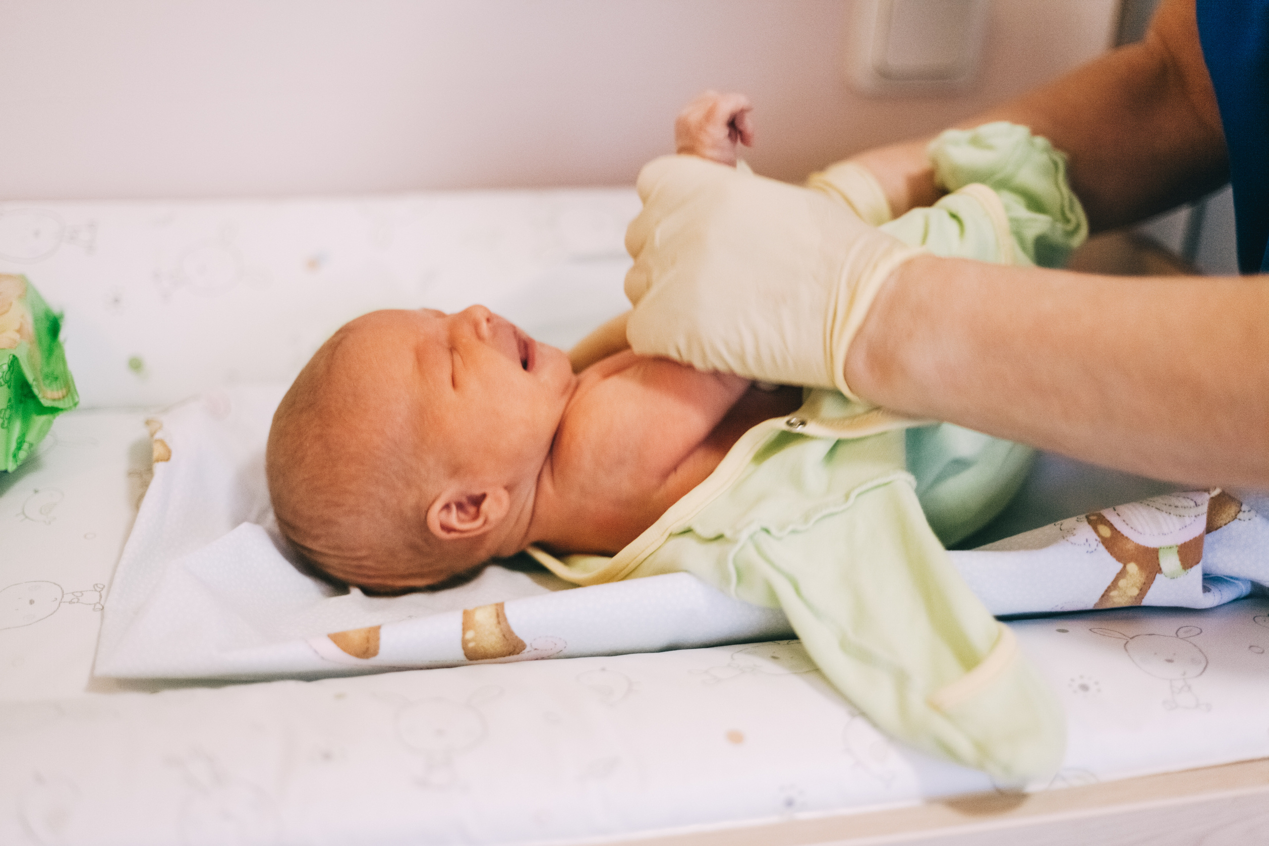 Пора домой. История одной выписки из роддома). Семейный фотограф, фотограф родов, репортажей фотограф в Санкт-Петербу