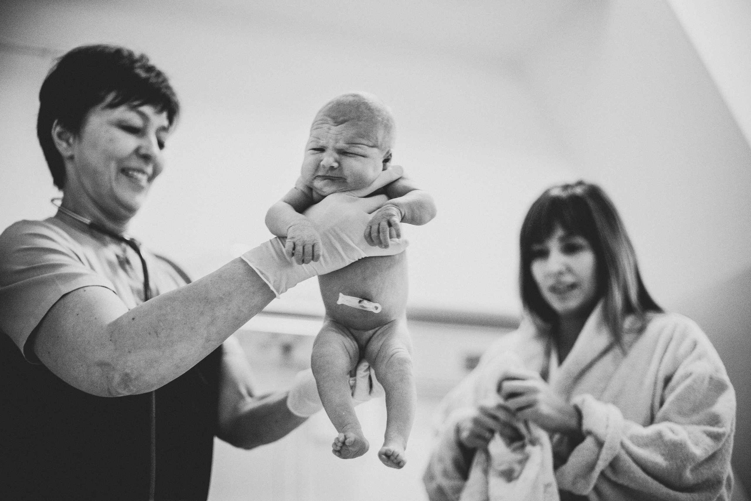 Пора домой. История одной выписки из роддома). Семейный фотограф, фотограф родов, репортажей фотограф в Санкт-Петербу