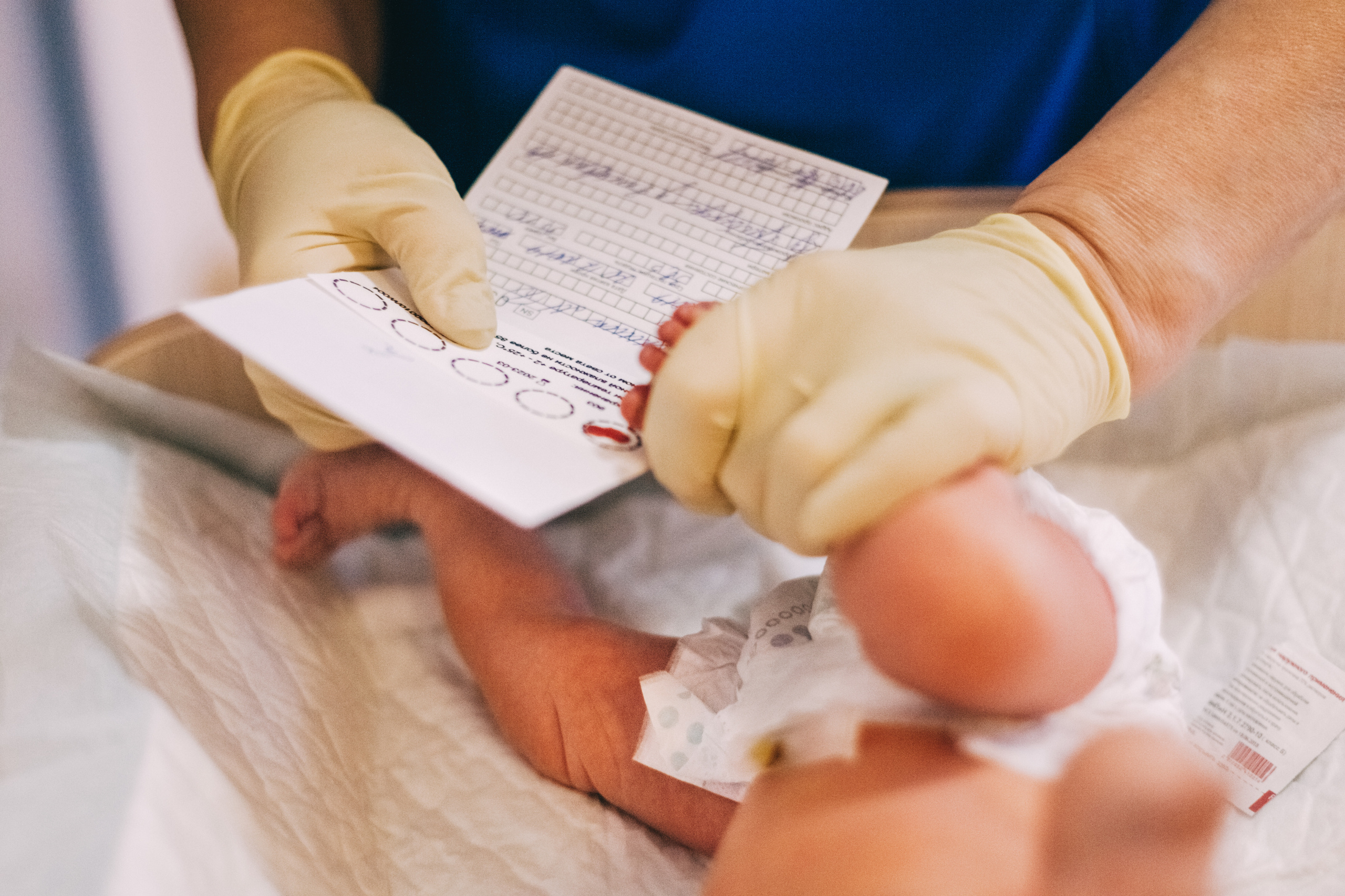 Пора домой. История одной выписки из роддома). Семейный фотограф, фотограф родов, репортажей фотограф в Санкт-Петербу