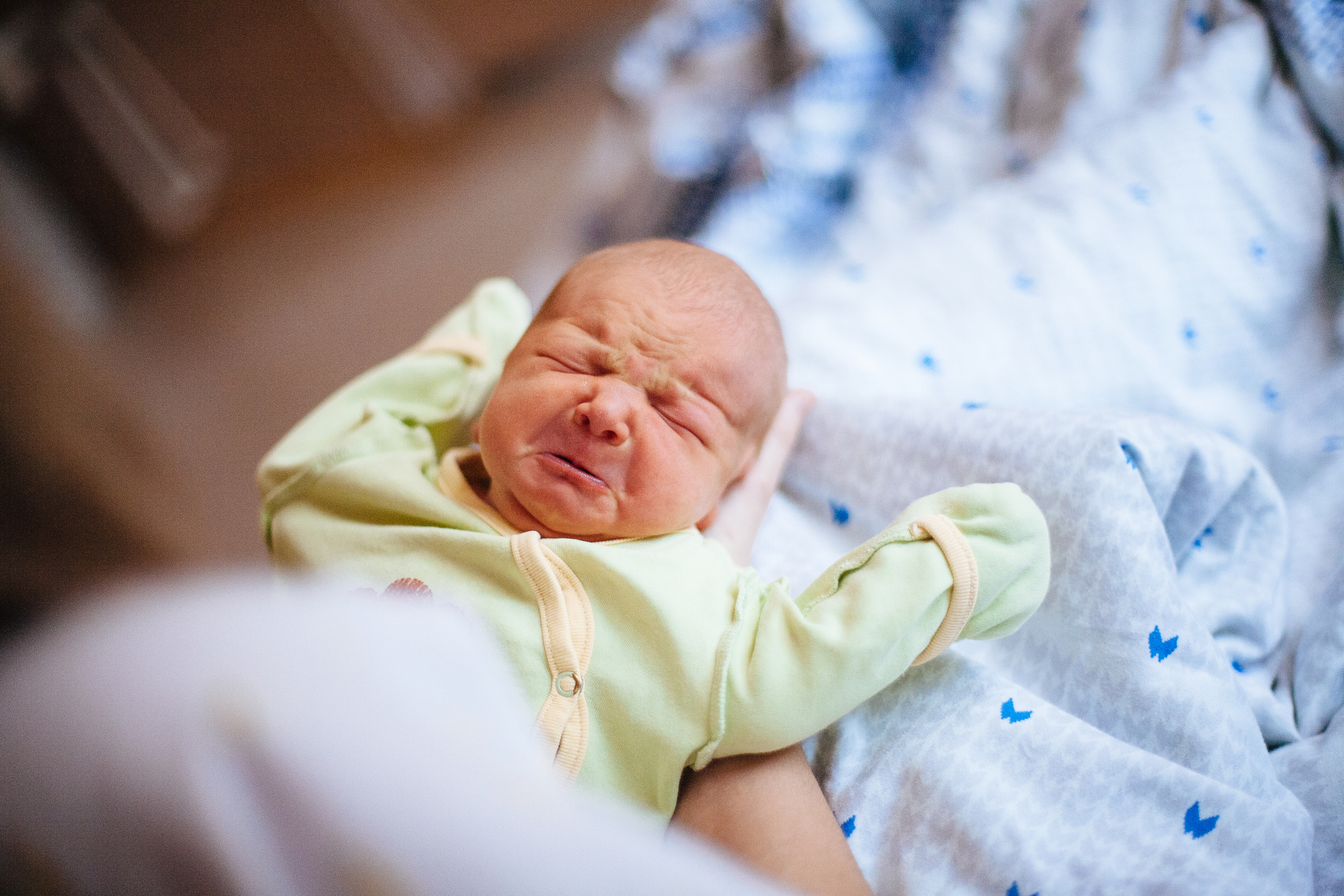 Пора домой. История одной выписки из роддома). Семейный фотограф, фотограф родов, репортажей фотограф в Санкт-Петербу