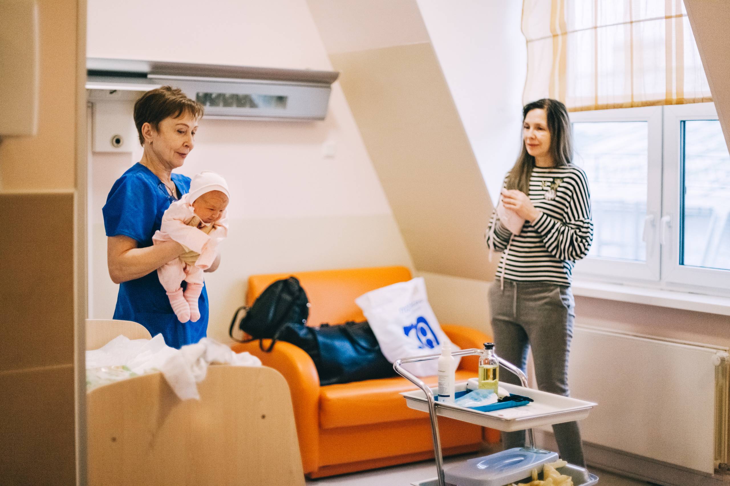 Пора домой. История одной выписки из роддома). Семейный фотограф, фотограф родов, репортажей фотограф в Санкт-Петербу