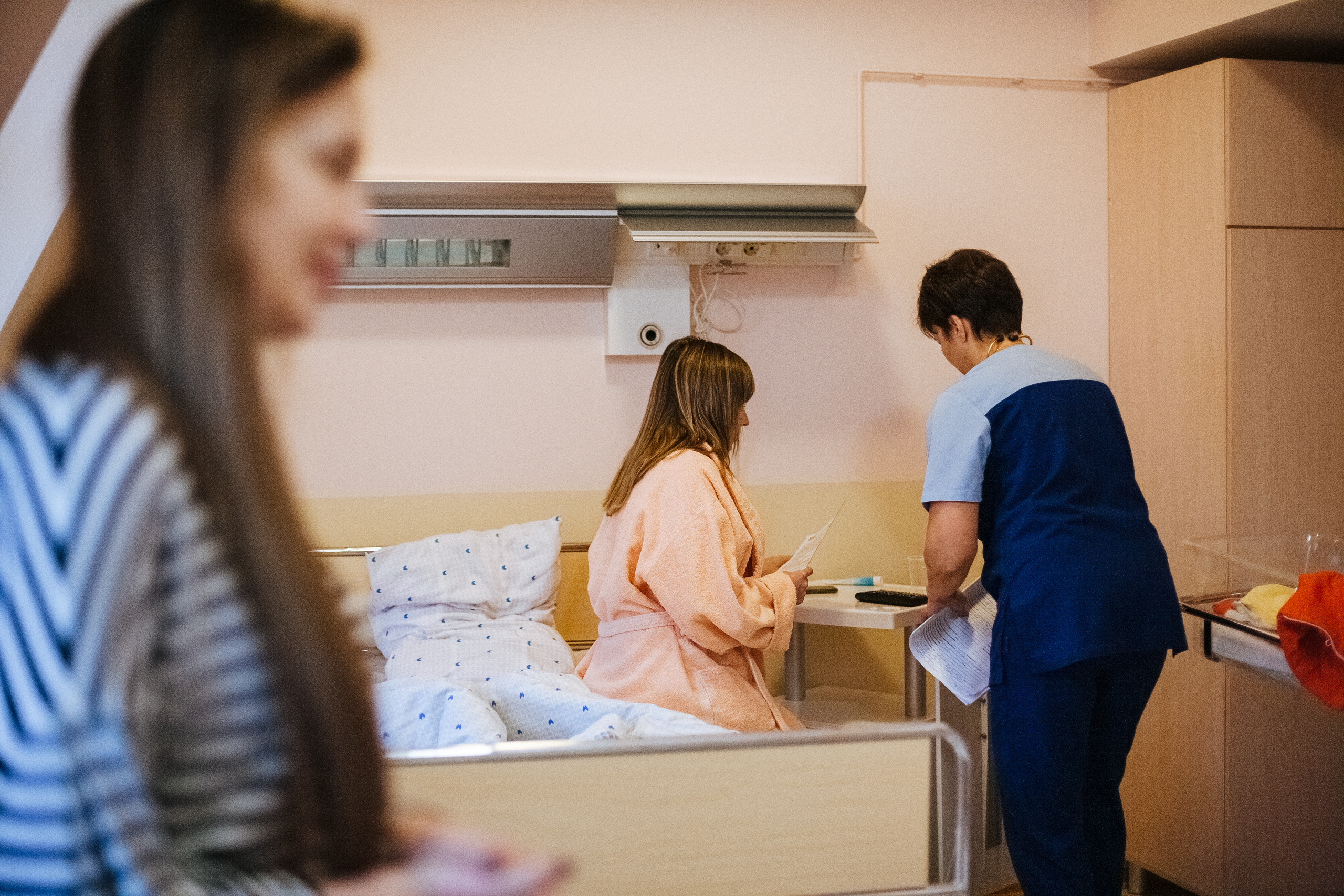 Пора домой. История одной выписки из роддома). Семейный фотограф, фотограф родов, репортажей фотограф в Санкт-Петербу