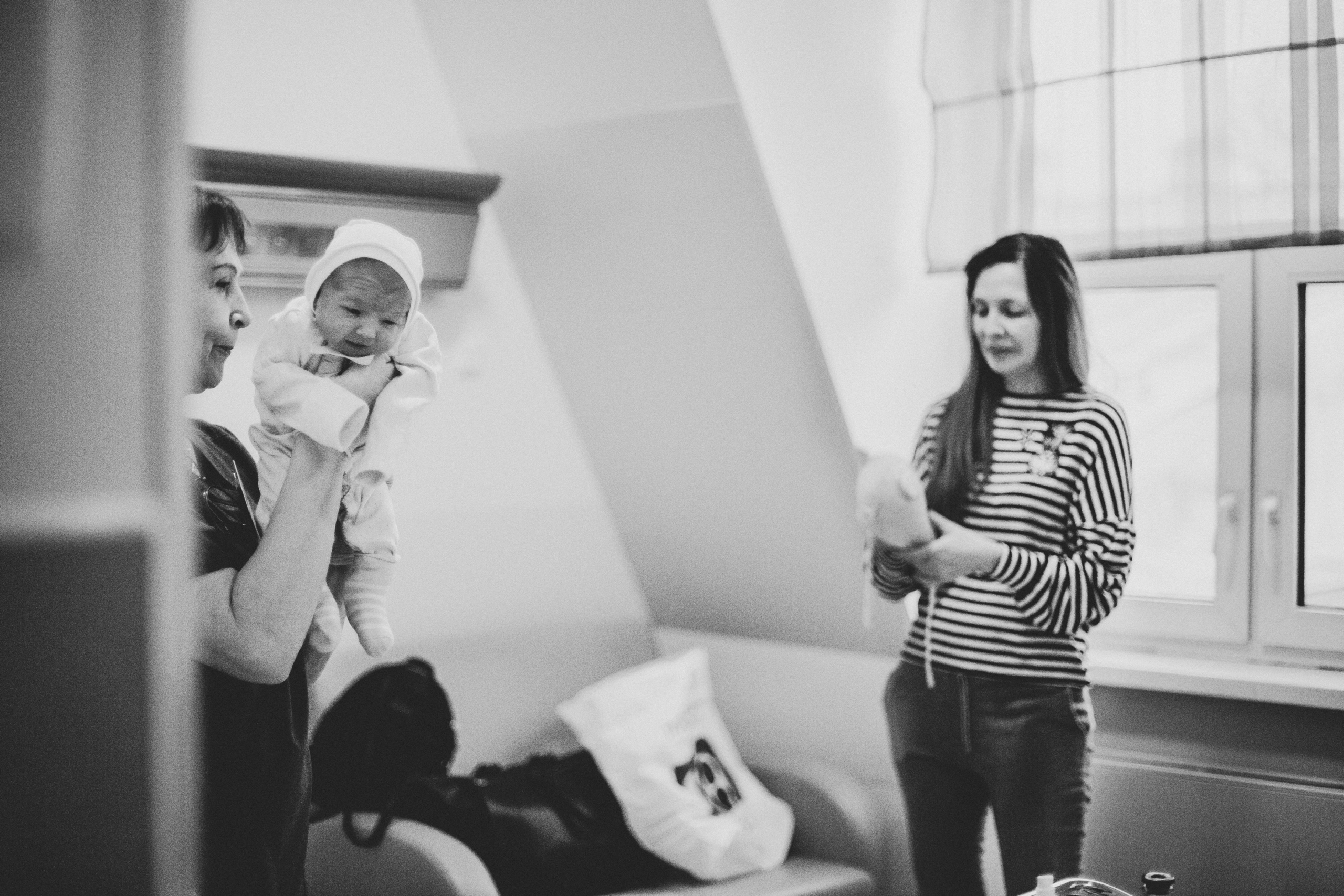 Пора домой. История одной выписки из роддома). Семейный фотограф, фотограф родов, репортажей фотограф в Санкт-Петербу